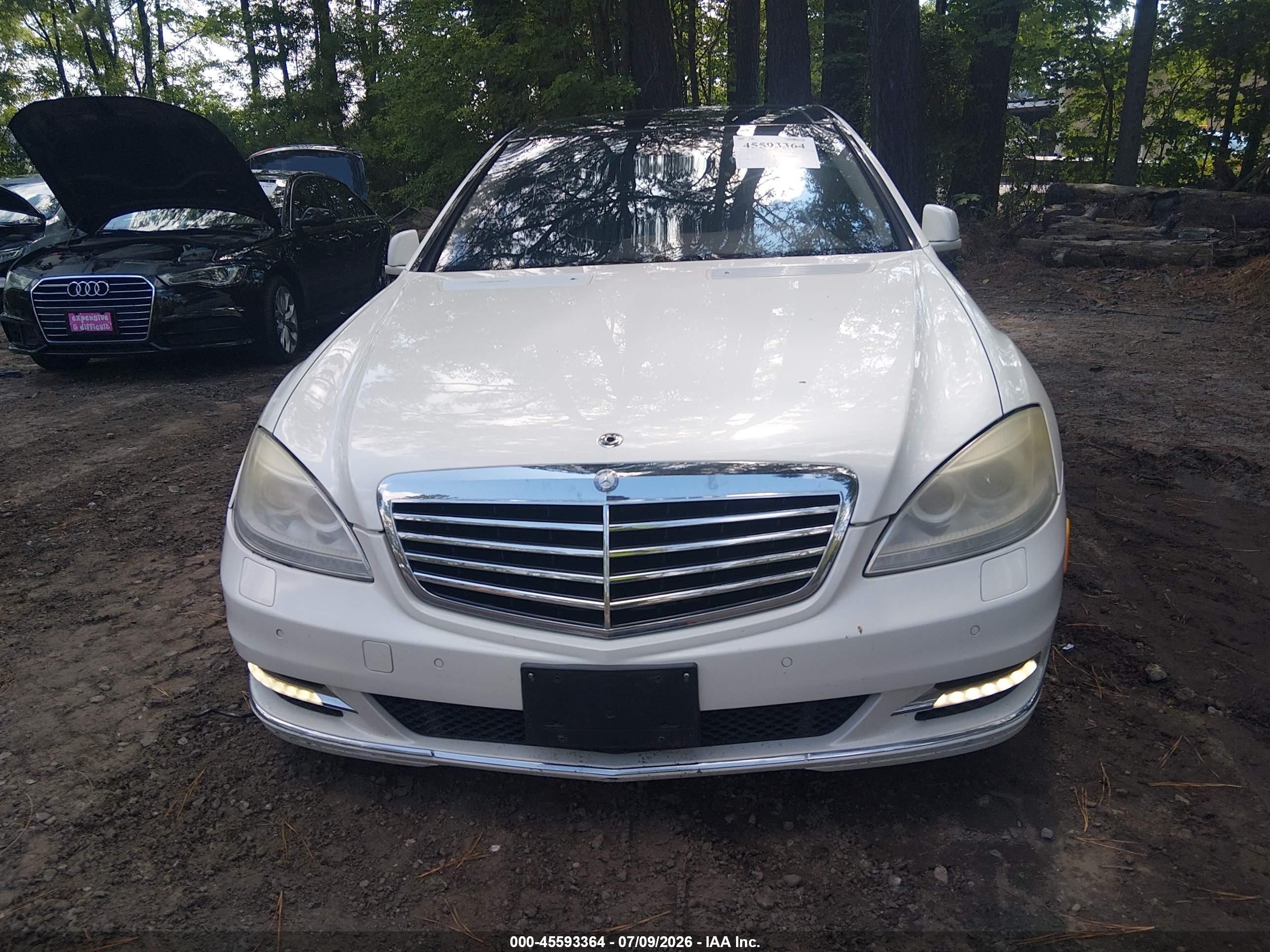 2013 Mercedes-benz S 550 4matic White vin: WDDNG9EB4DA534334