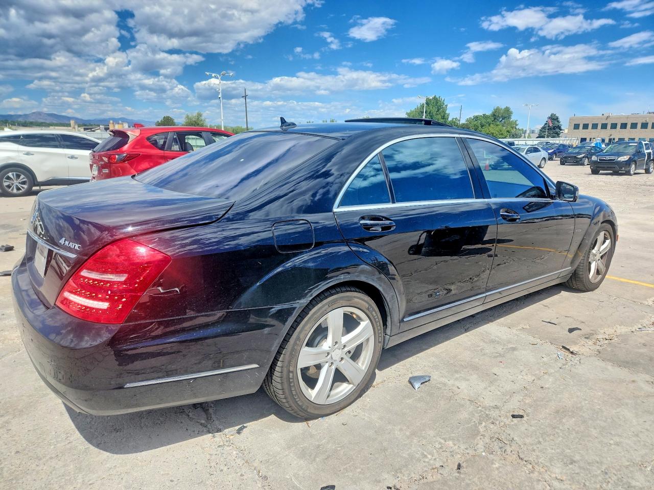 2012 Mercedes-benz S 550 4matic Черный vin: WDDNG9EB5CA425640
