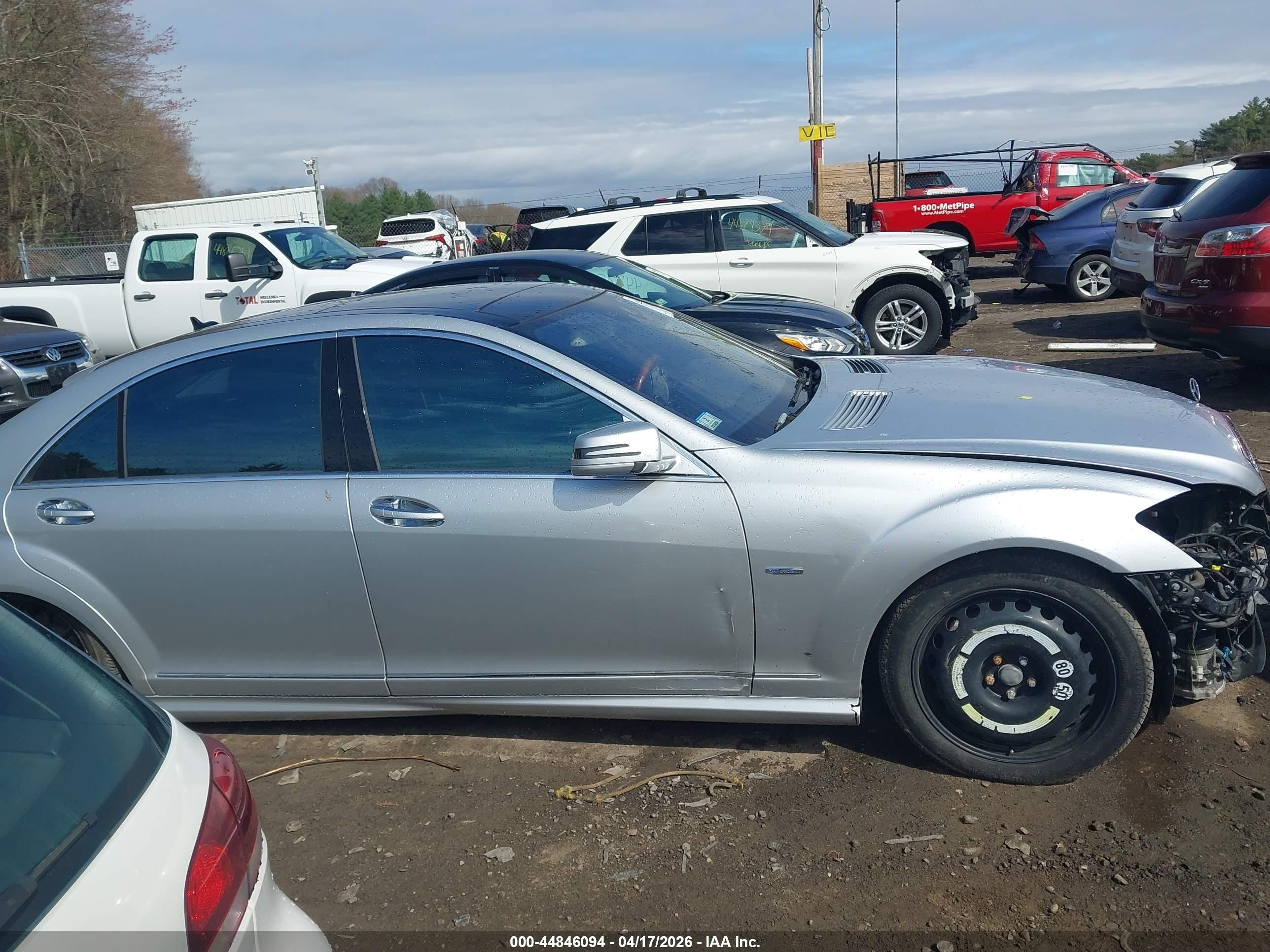 2012 Mercedes-benz S 550 4matic Серебряный vin: WDDNG9EB5CA469220