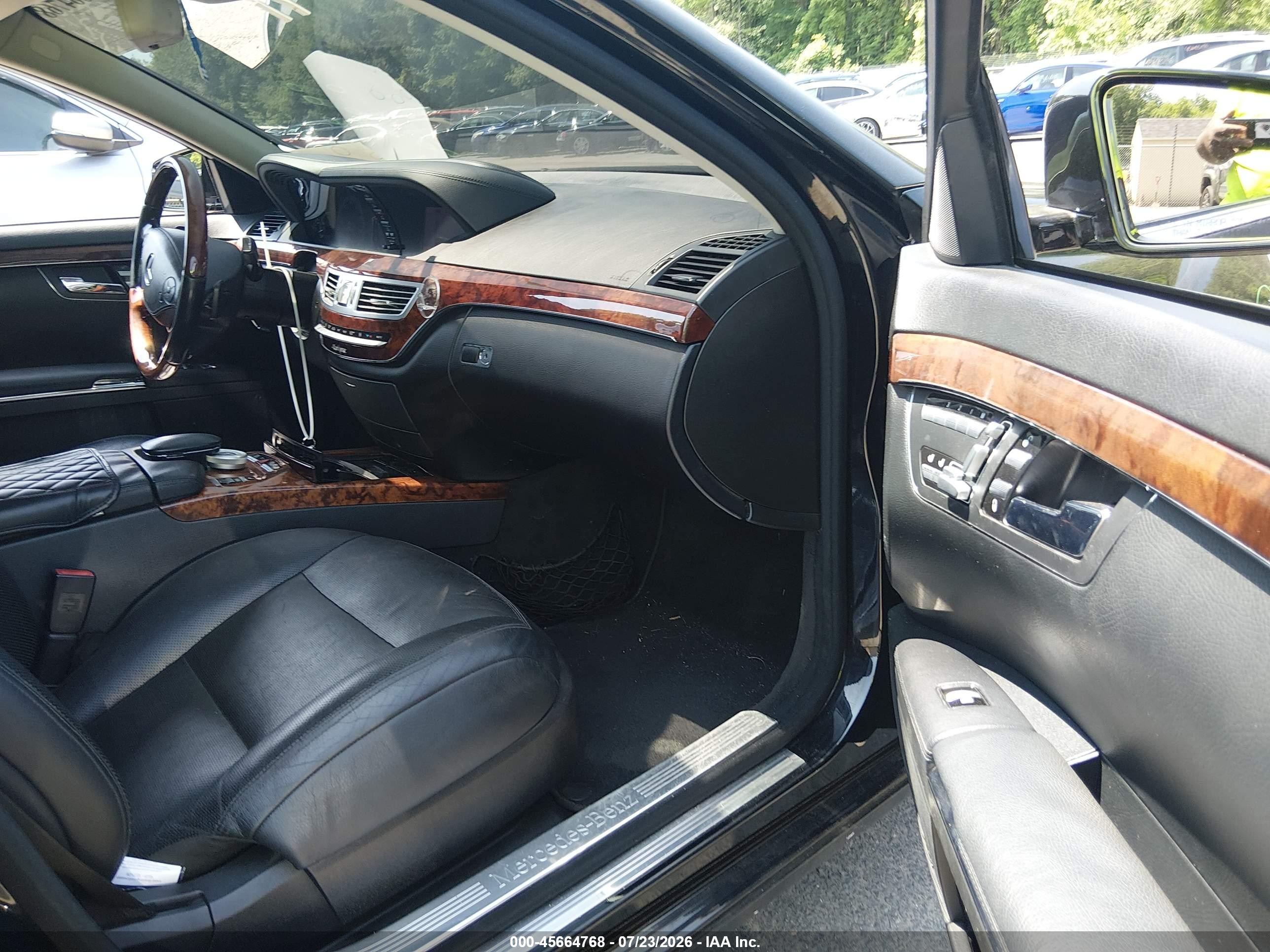 2012 Mercedes-benz S 550 4matic Black vin: WDDNG9EB5CA478127