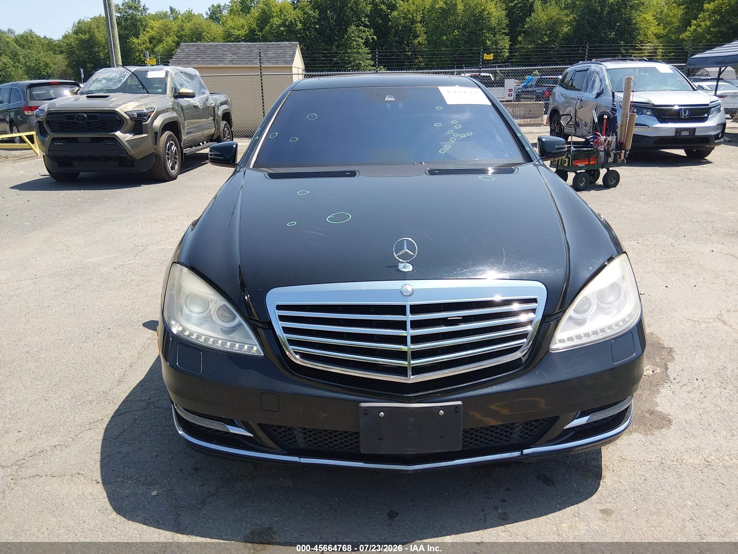 2012 Mercedes-benz S 550 4matic Black vin: WDDNG9EB5CA478127