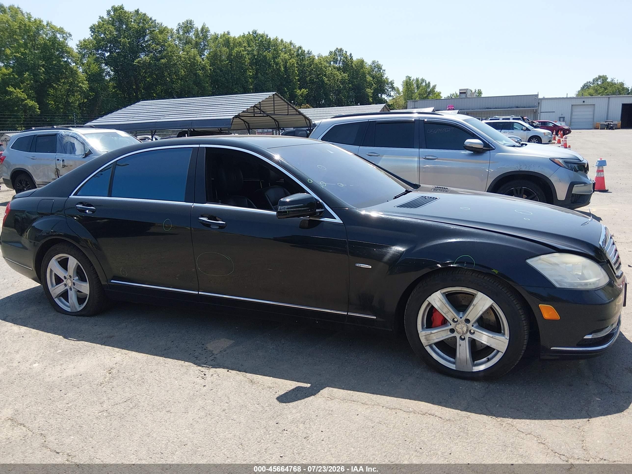 2012 Mercedes-benz S 550 4matic Black vin: WDDNG9EB5CA478127