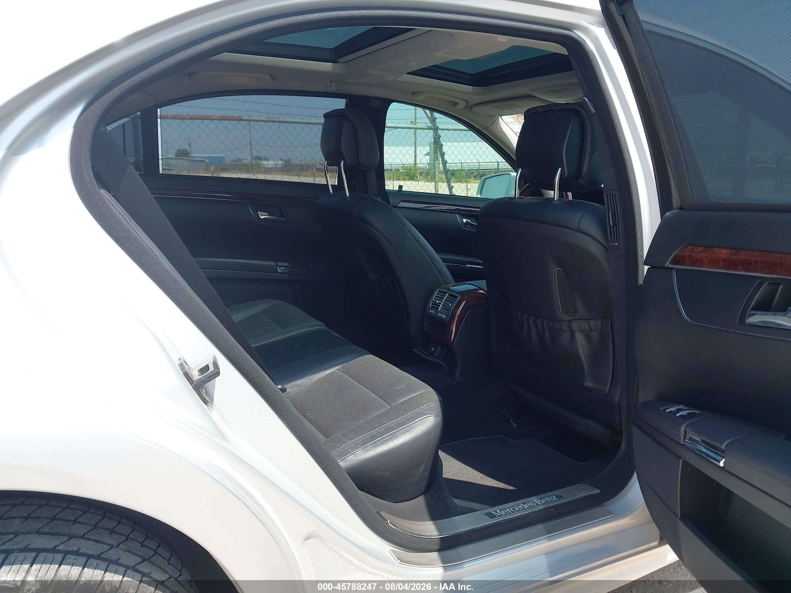 2013 Mercedes-benz S 550 4matic Silver vin: WDDNG9EB6DA495469