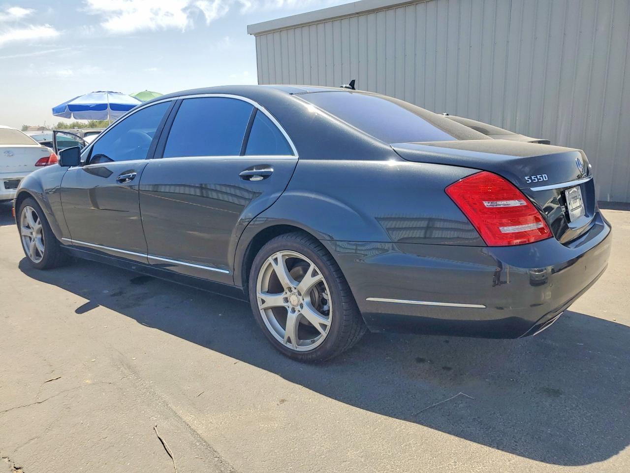 2013 Mercedes-benz S 550 4matic Угольный vin: WDDNG9EB6DA526378