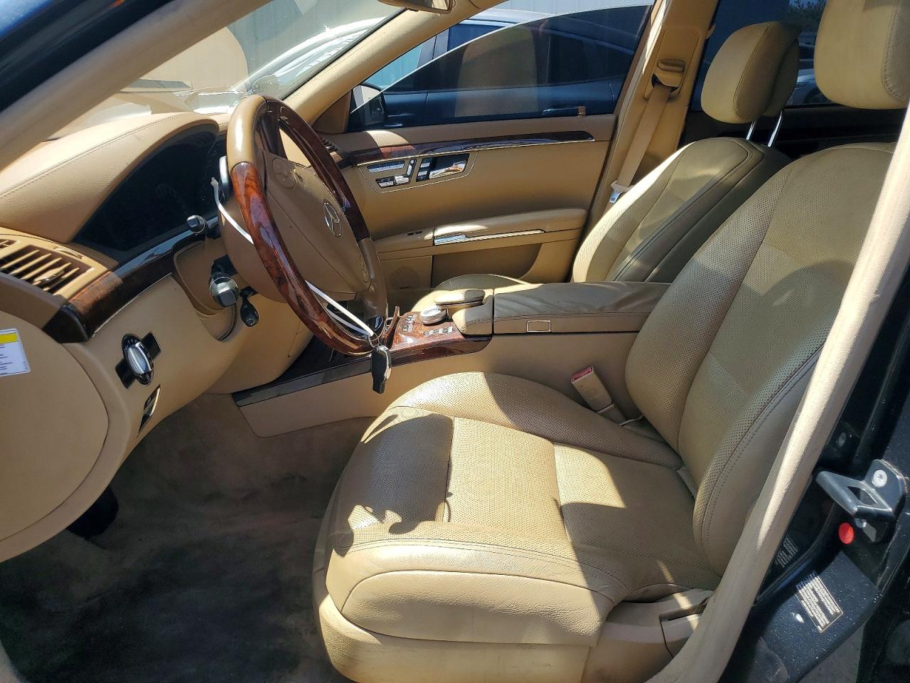 2013 Mercedes-benz S 550 4matic Угольный vin: WDDNG9EB6DA526378