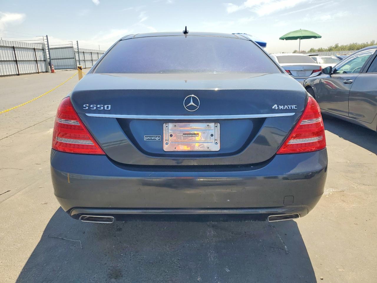 2013 Mercedes-benz S 550 4matic Угольный vin: WDDNG9EB6DA526378