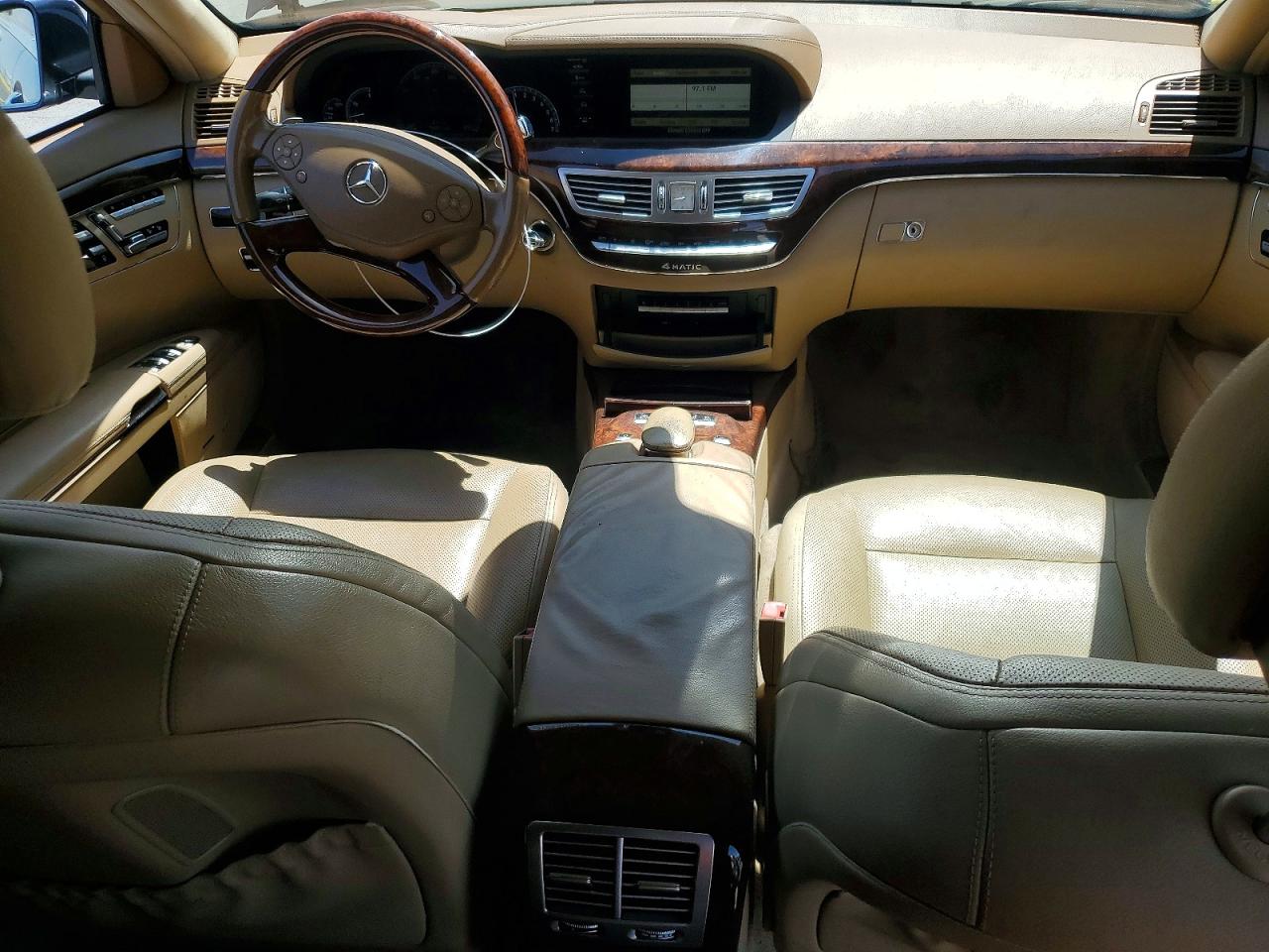 2013 Mercedes-benz S 550 4matic Угольный vin: WDDNG9EB6DA526378