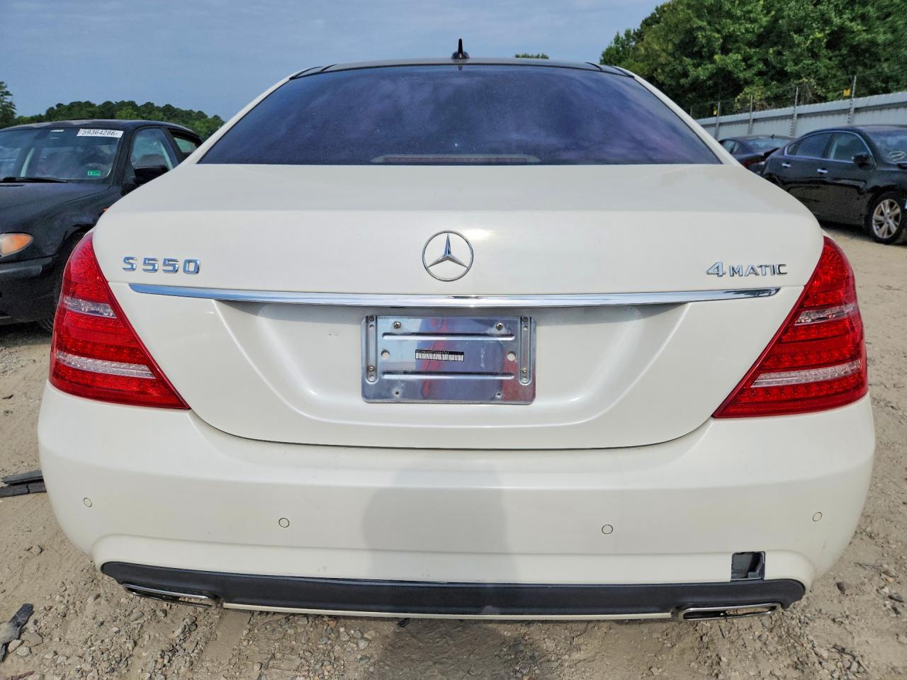 2012 Mercedes-benz S 550 4matic Белый vin: WDDNG9EB7CA464763