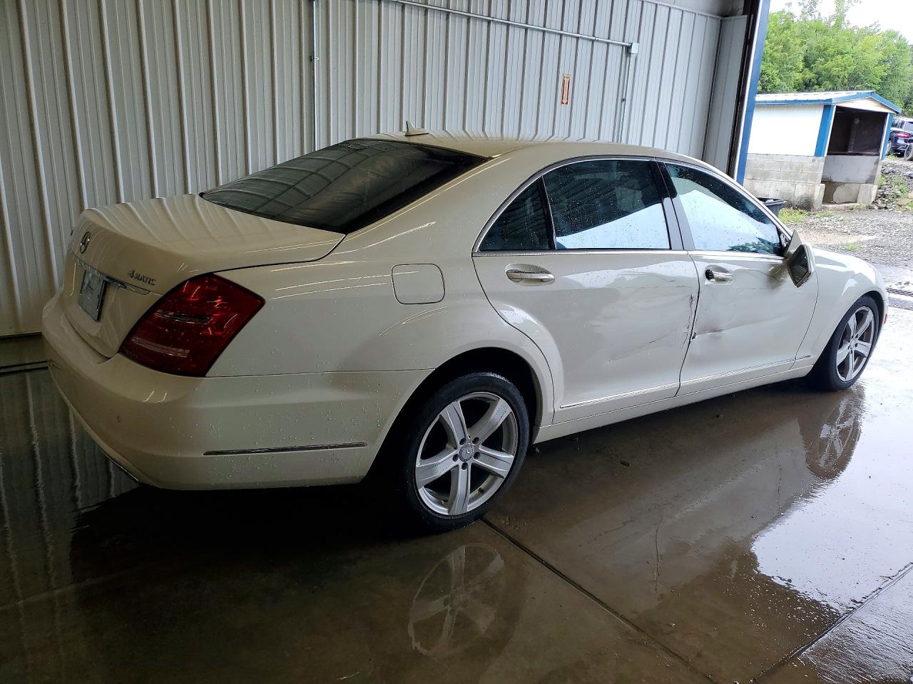 2013 Mercedes-benz S 550 4matic Белый vin: WDDNG9EB7DA511629