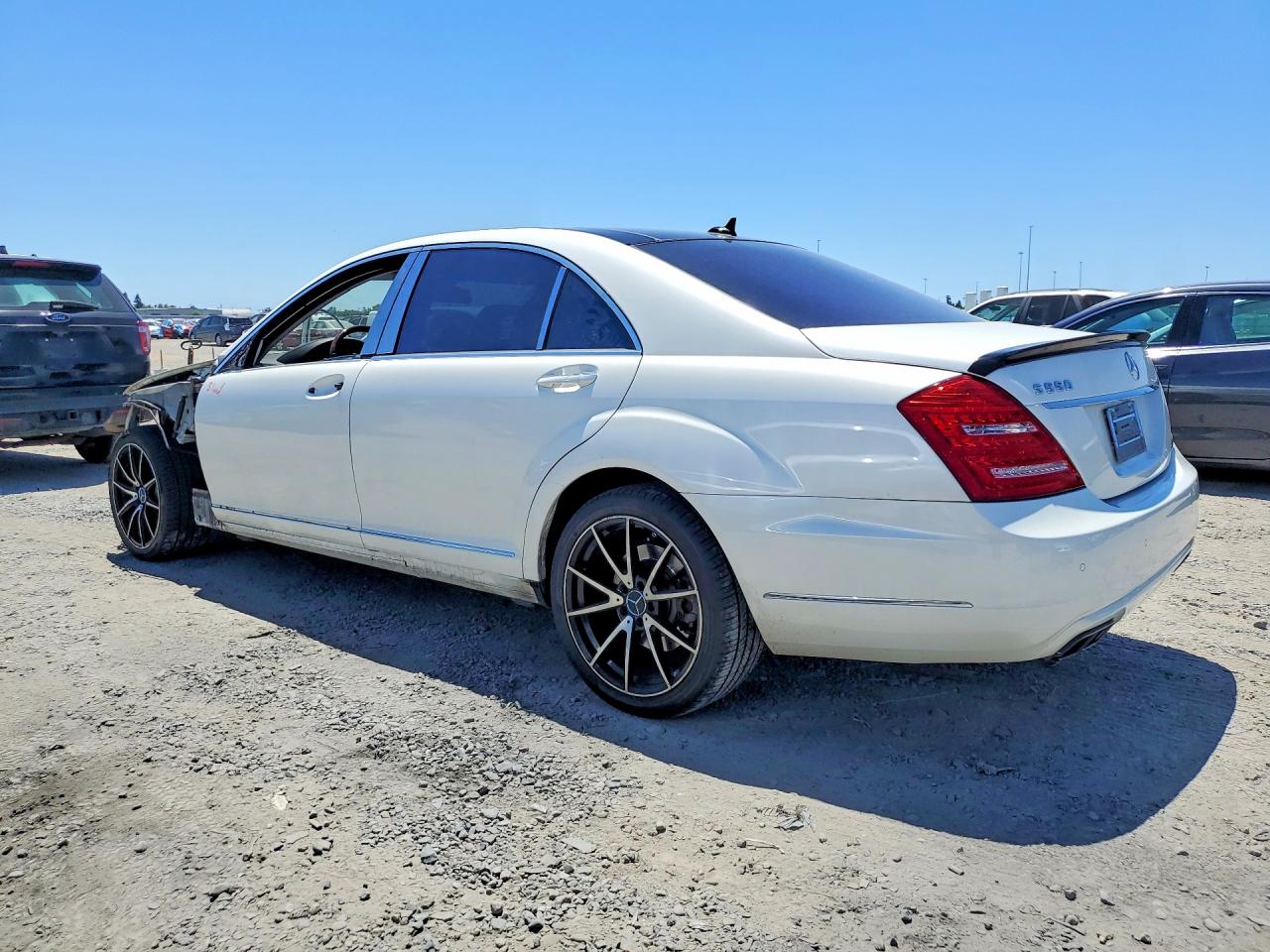2013 Mercedes-benz S 550 4matic White vin: WDDNG9EB7DA528611