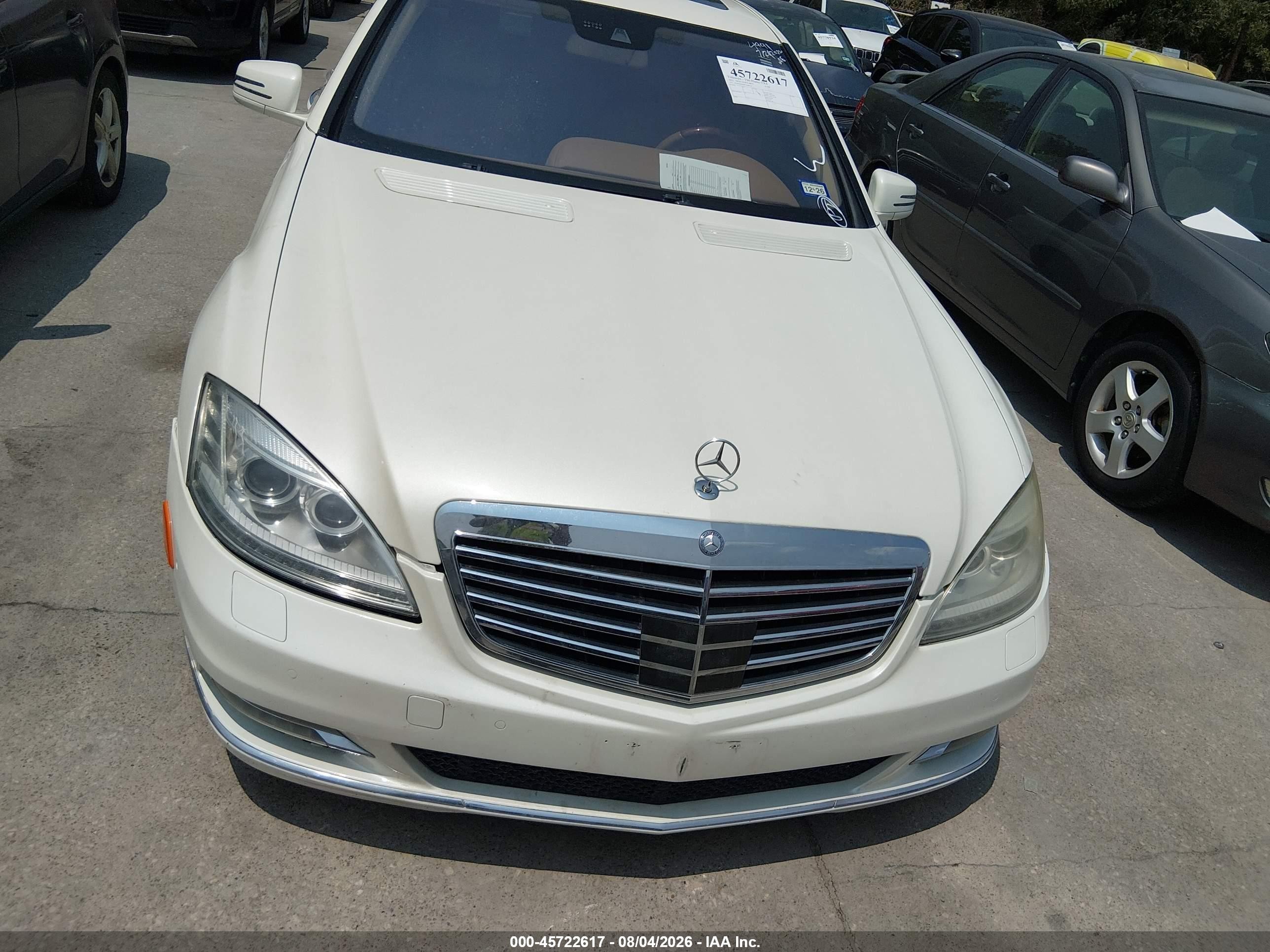 2012 Mercedes-benz S 550 4matic White vin: WDDNG9EB8CA485329