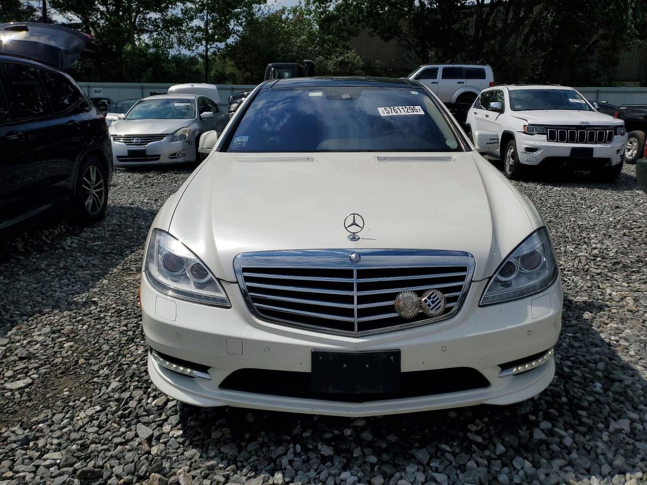 2013 Mercedes-benz S 550 4matic White vin: WDDNG9EB8DA531212