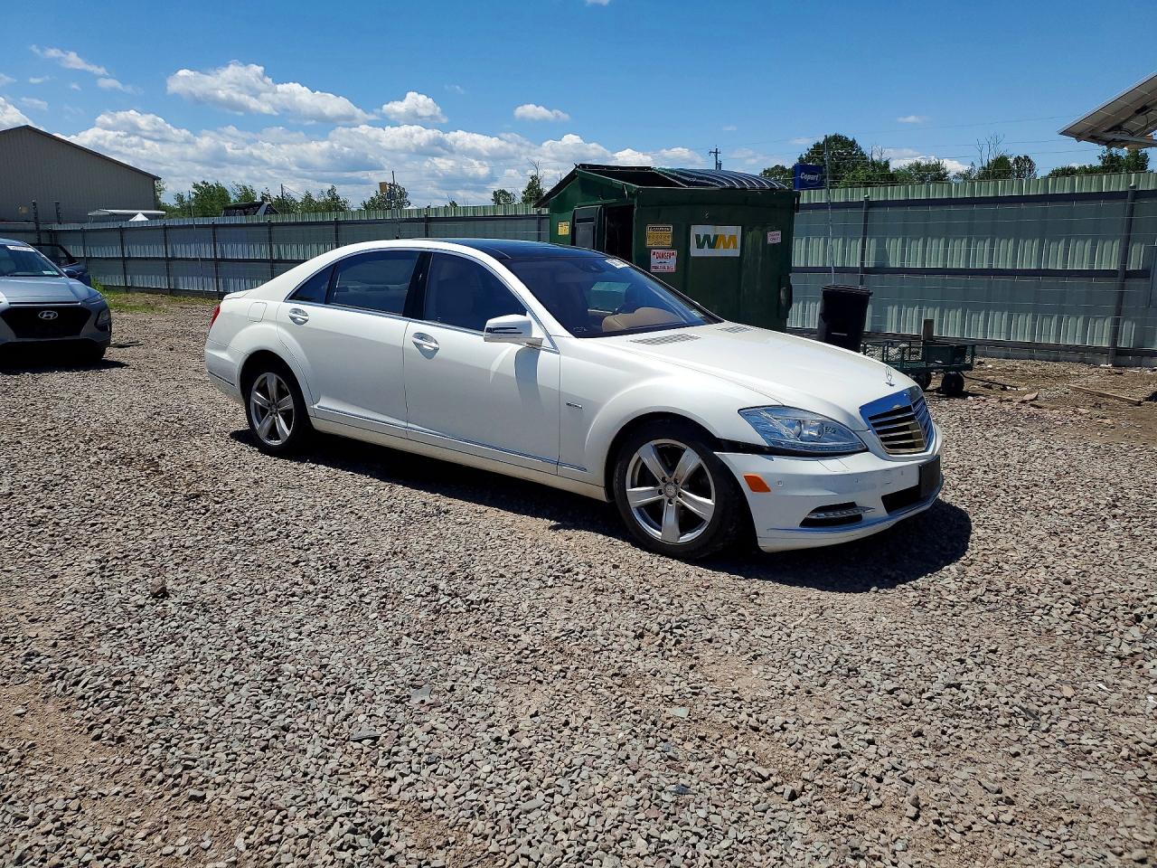 2012 Mercedes-benz S 550 4matic White vin: WDDNG9EB9CA474775