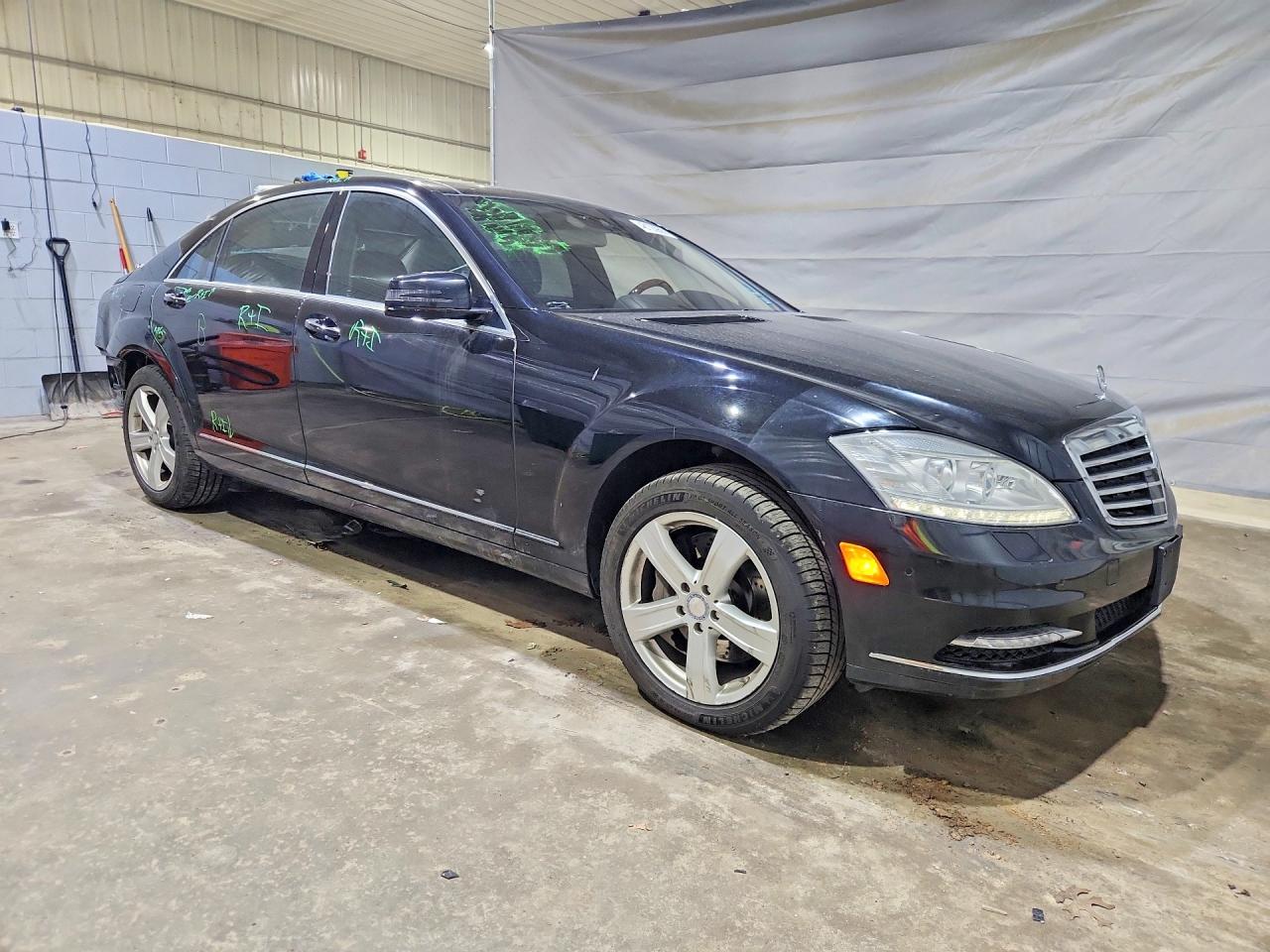 2013 Mercedes-benz S 550 4matic Black vin: WDDNG9EB9DA511163