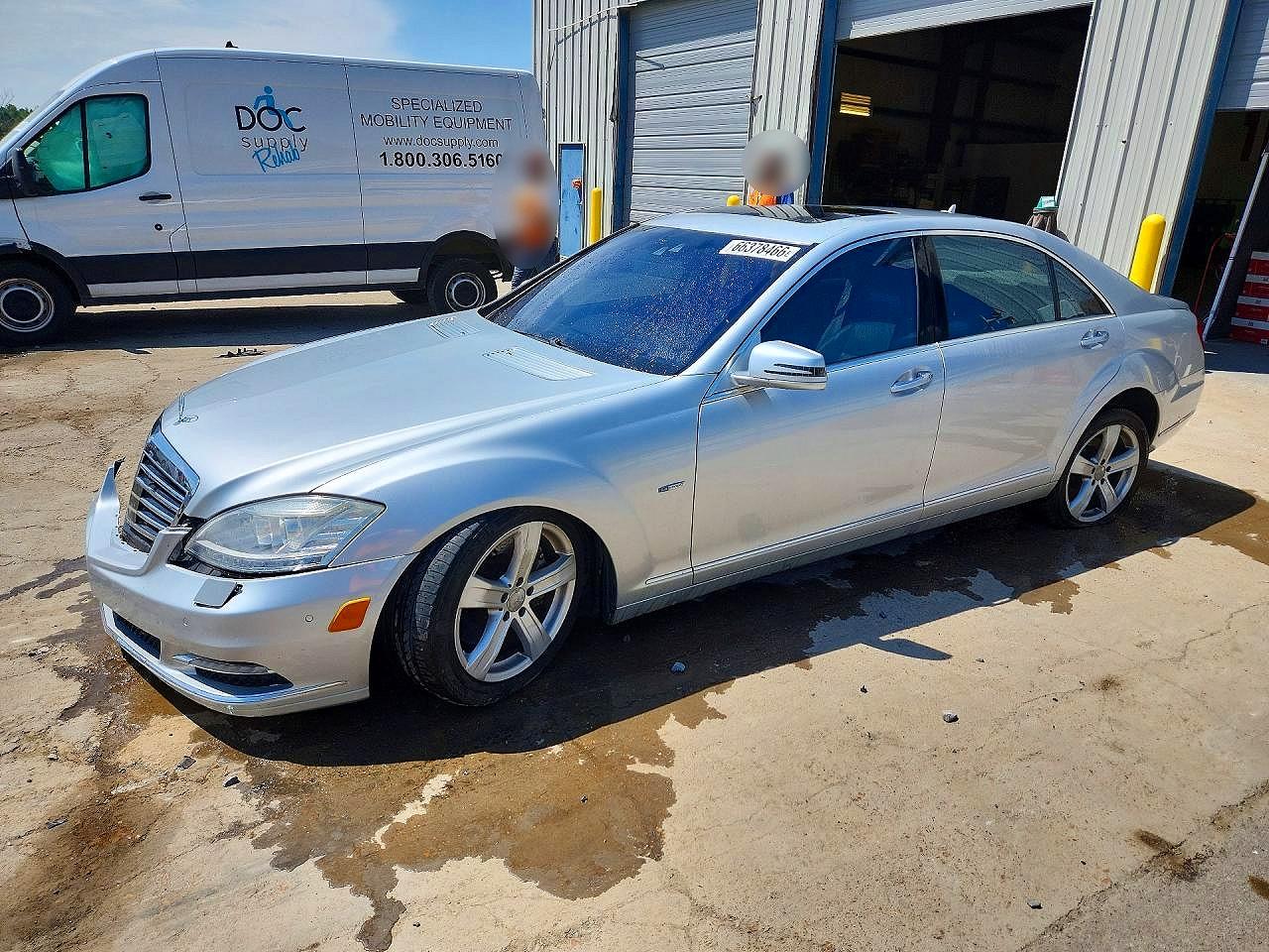 2012 Mercedes-benz S 550 4matic Silver vin: WDDNG9EBXCA452185