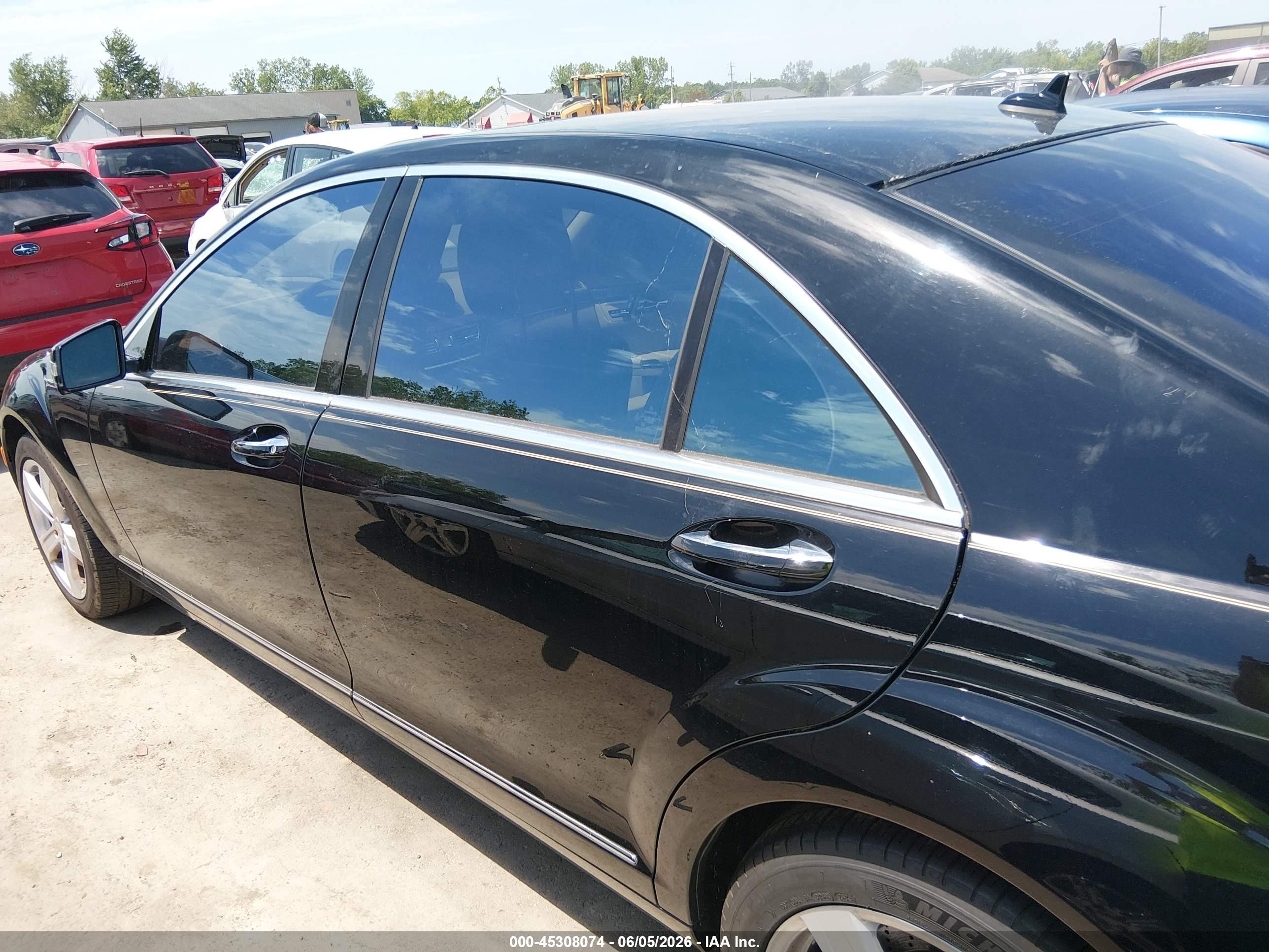 2013 Mercedes-benz S 550 4matic Black vin: WDDNG9EBXDA526187