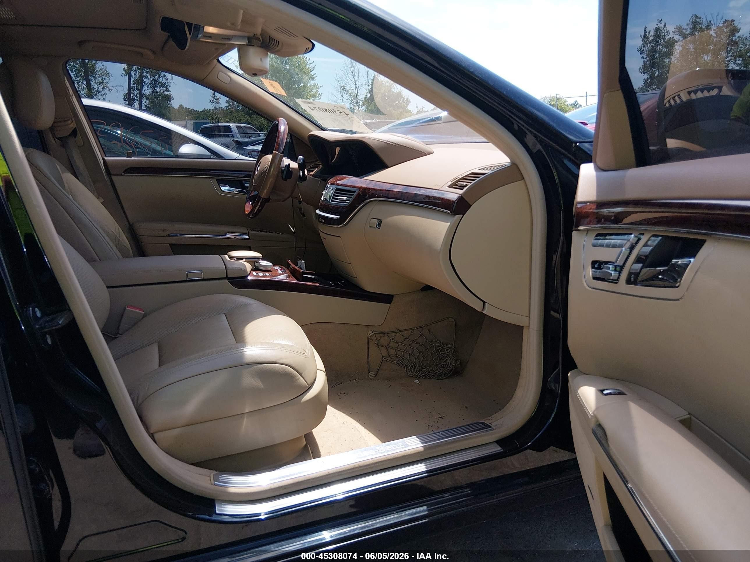 2013 Mercedes-benz S 550 4matic Black vin: WDDNG9EBXDA526187