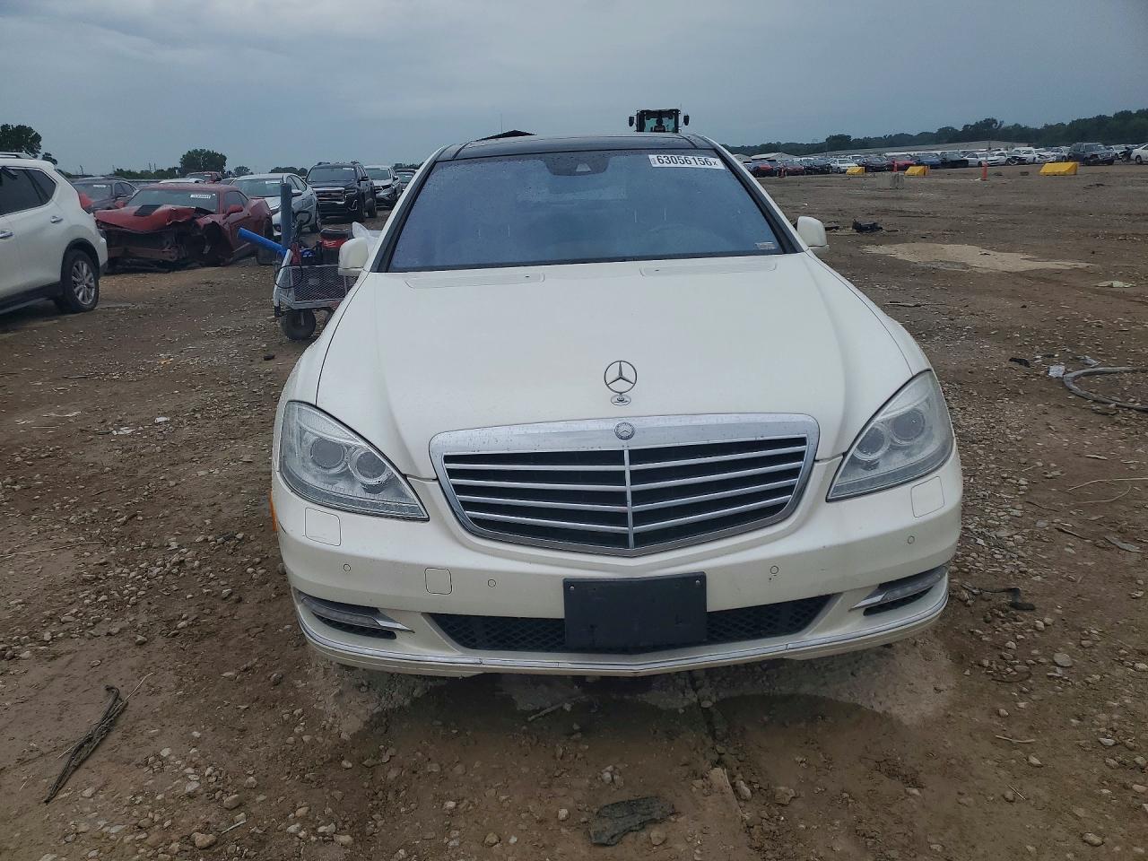 2013 Mercedes-benz S 550 4matic White vin: WDDNG9EBXDA535276