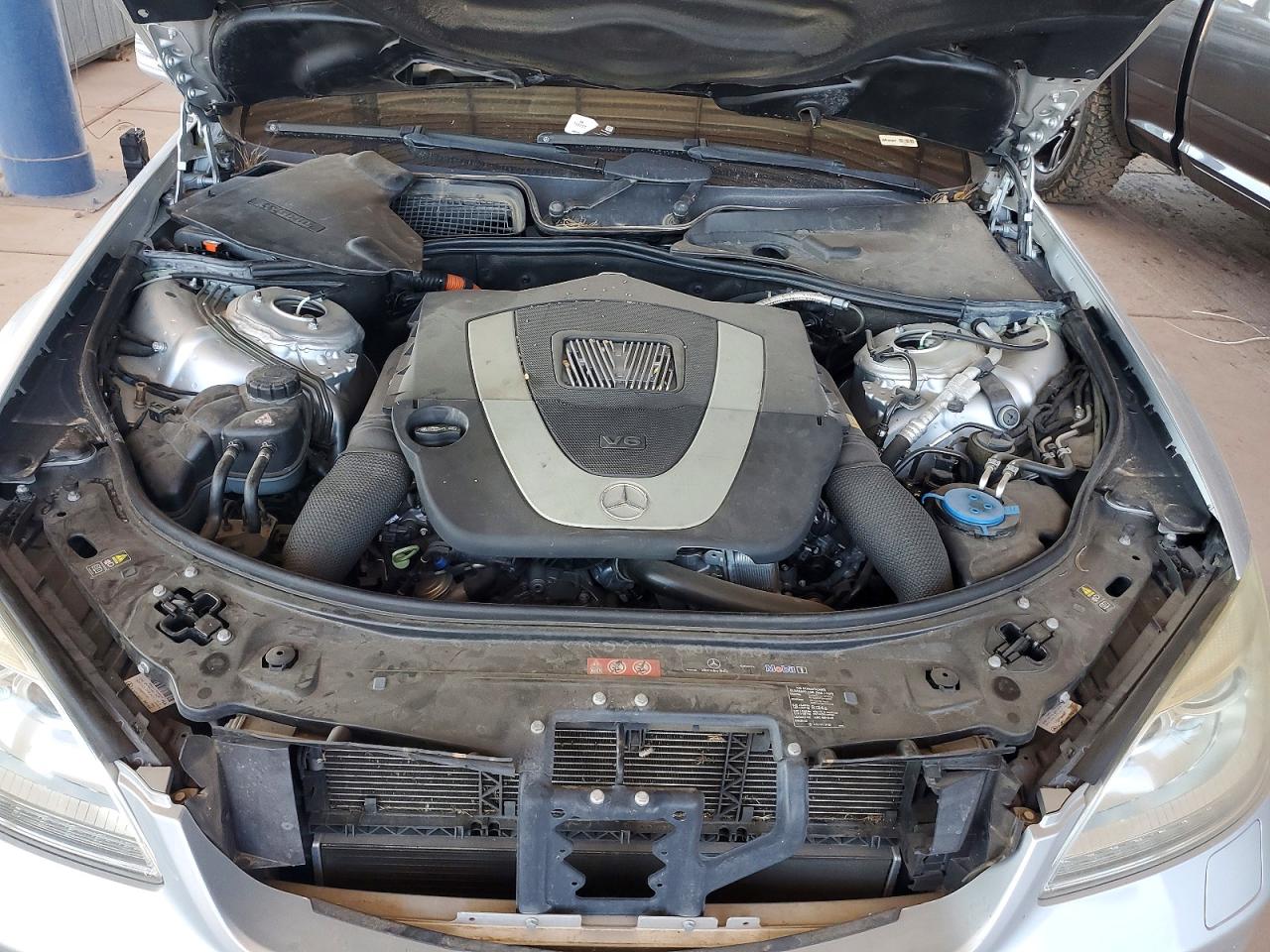 2010 Mercedes-benz S Silver vin: WDDNG9FB2AA316550