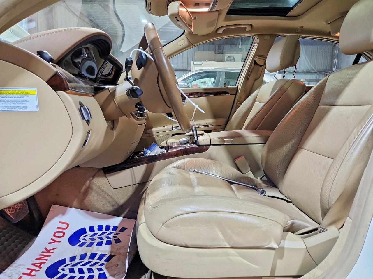 2010 Mercedes-benz S 400 White vin: WDDNG9FB3AA302155