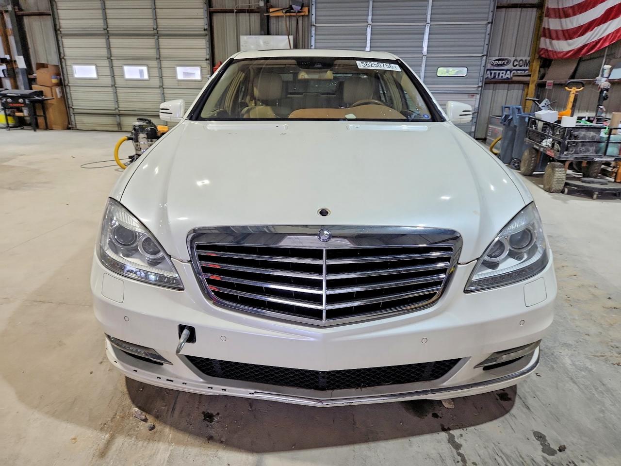 2010 Mercedes-benz S 400 White vin: WDDNG9FB3AA302155