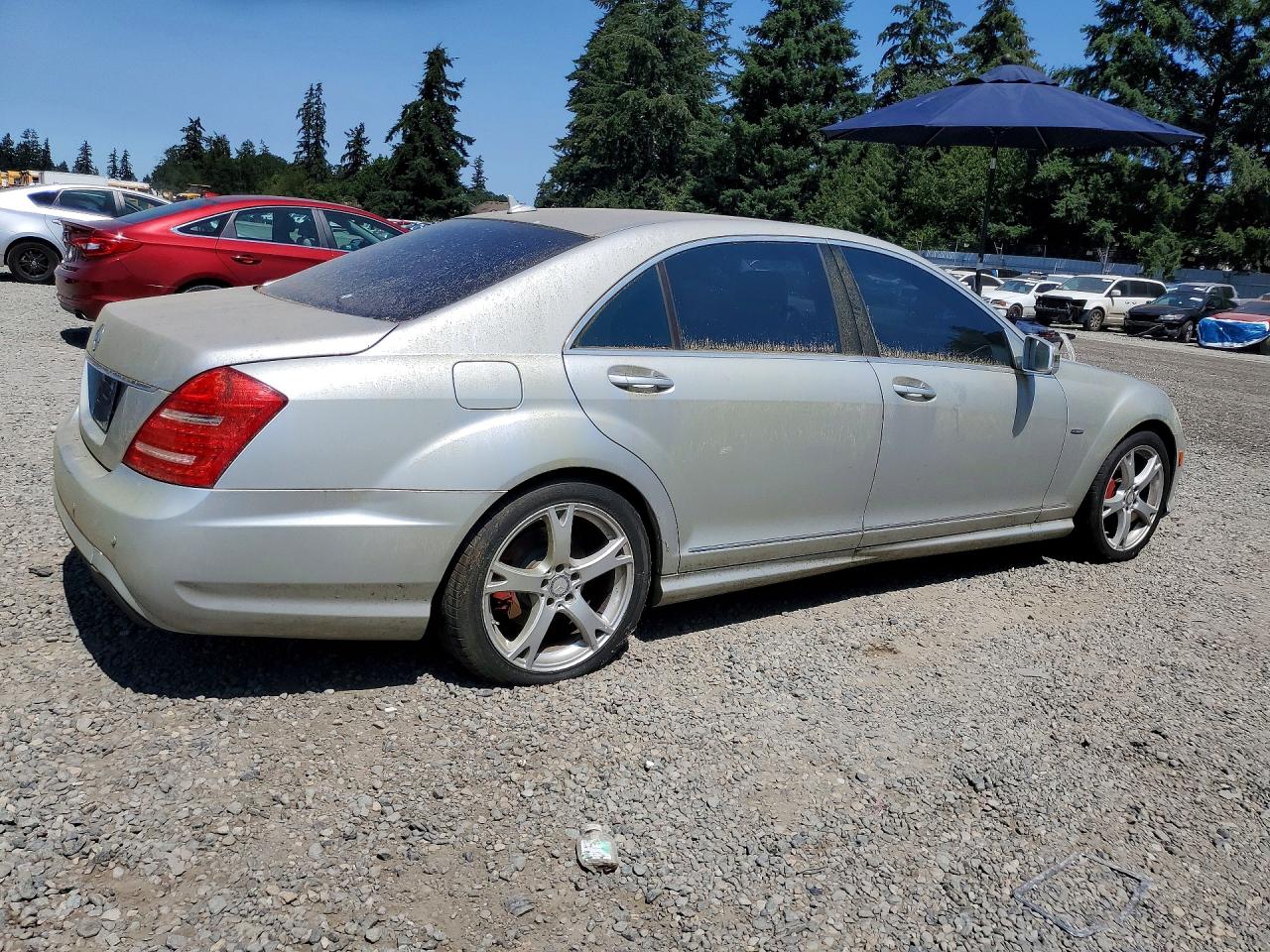 2011 Mercedes-benz S 400 Silver vin: WDDNG9FB6BA384898