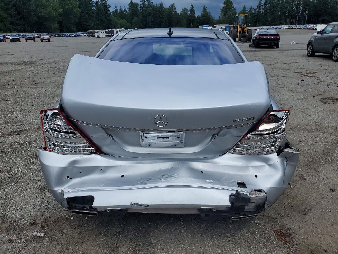 2010 Mercedes-benz S 400 Silver vin: WDDNG9FB7AA300554