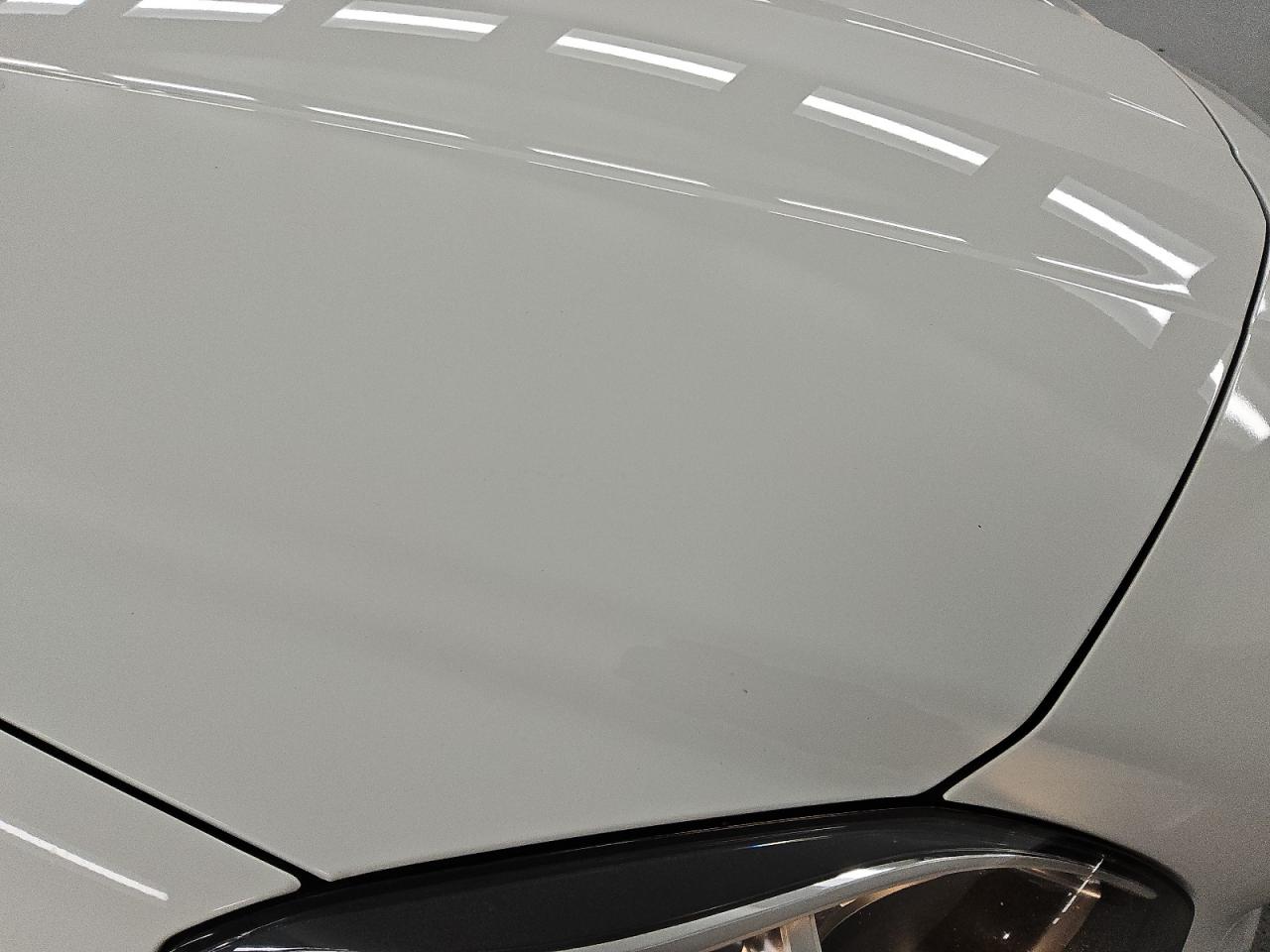 2018 Mercedes-benz Slc 300 White vin: WDDPK3JA1JF155470 Damage: Hood, Chipped, 2