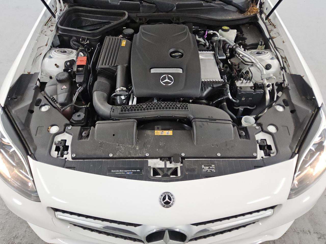 2018 Mercedes-benz Slc 300 White vin: WDDPK3JA1JF155470 Damage: Oil, Low Fluid, Unacceptable