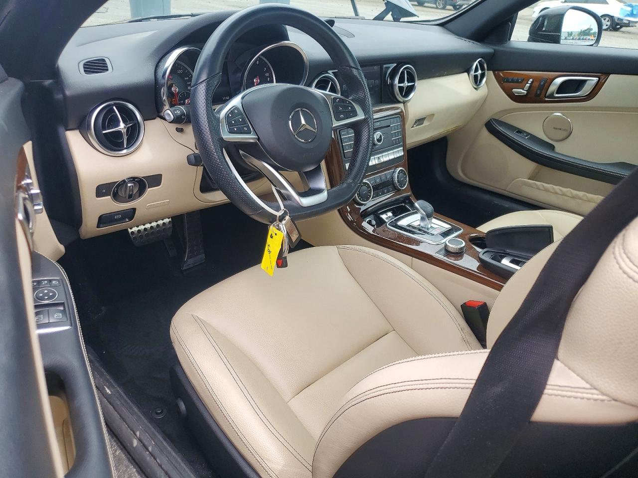 2018 Mercedes-benz Slc 300 Black vin: WDDPK3JA6JF155982