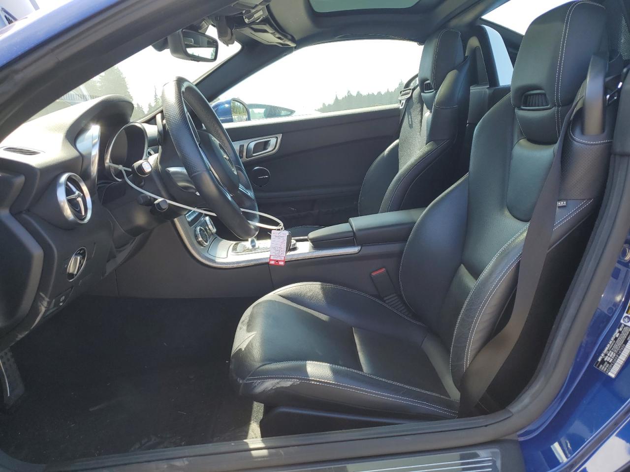 2018 Mercedes-benz Slc 300   Синий vin: WDDPK3JA9JF147455