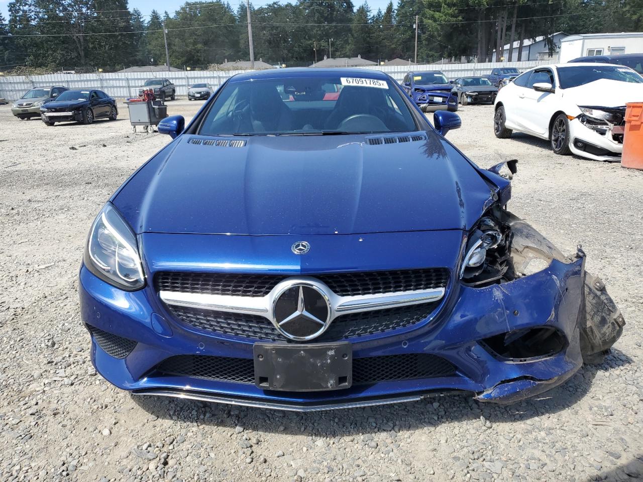 2018 Mercedes-benz Slc 300   Синий vin: WDDPK3JA9JF147455
