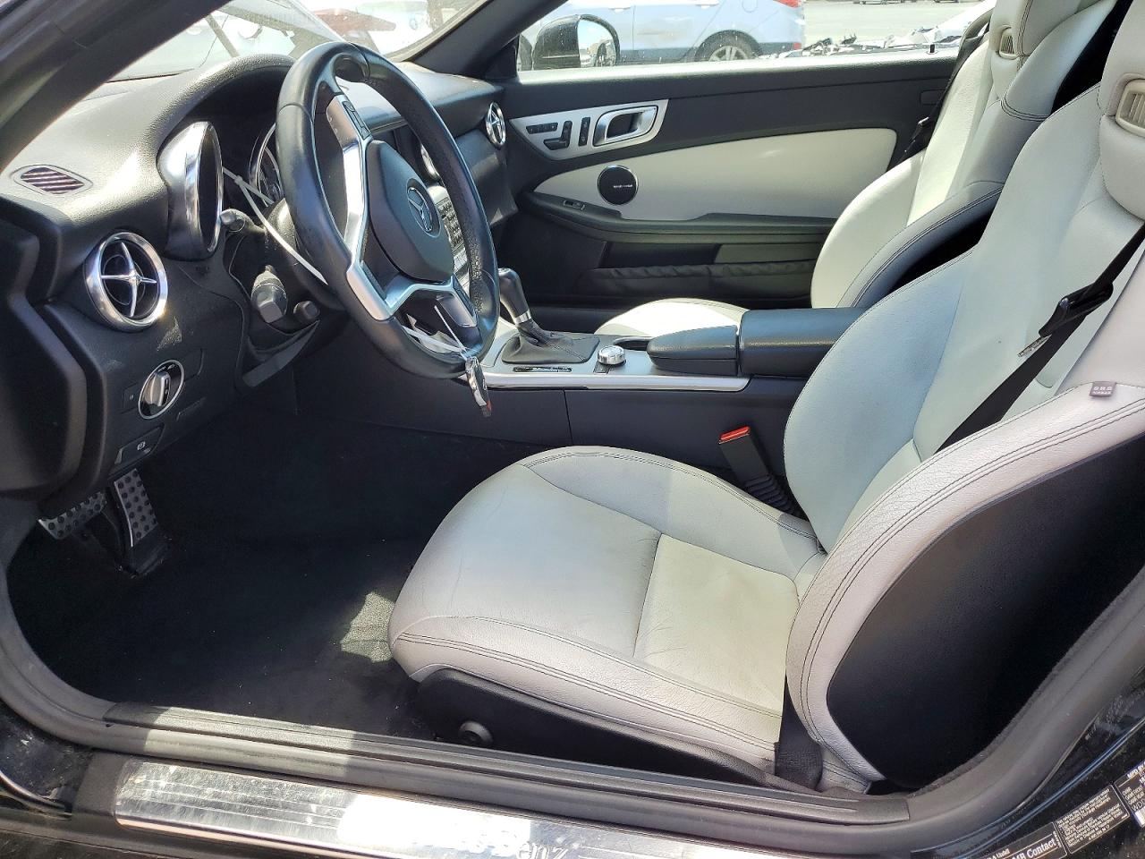 2012 Mercedes-benz Slk 250 Black vin: WDDPK4HA0CF046688