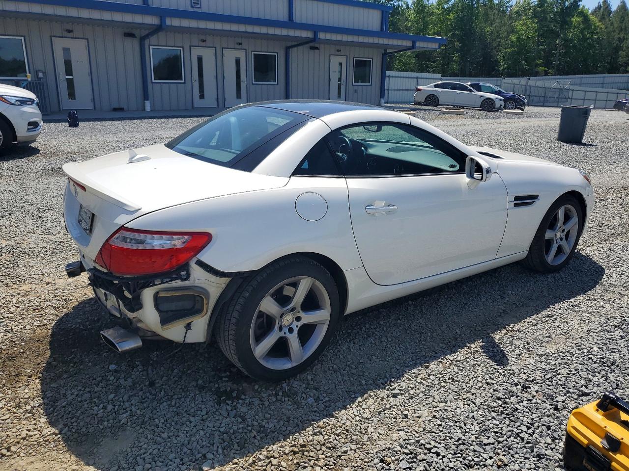2014 Mercedes-benz Slk 250 White vin: WDDPK4HA0EF079502