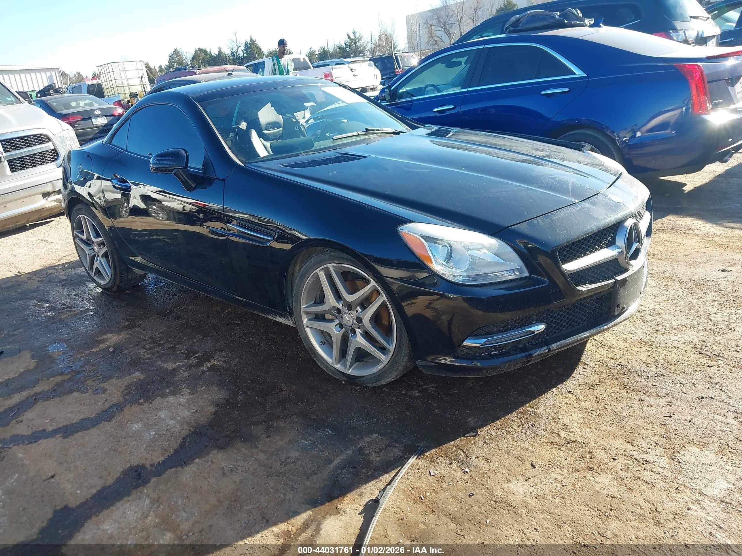 2015 Mercedes-benz Slk 250   Black vin: WDDPK4HA0FF103007