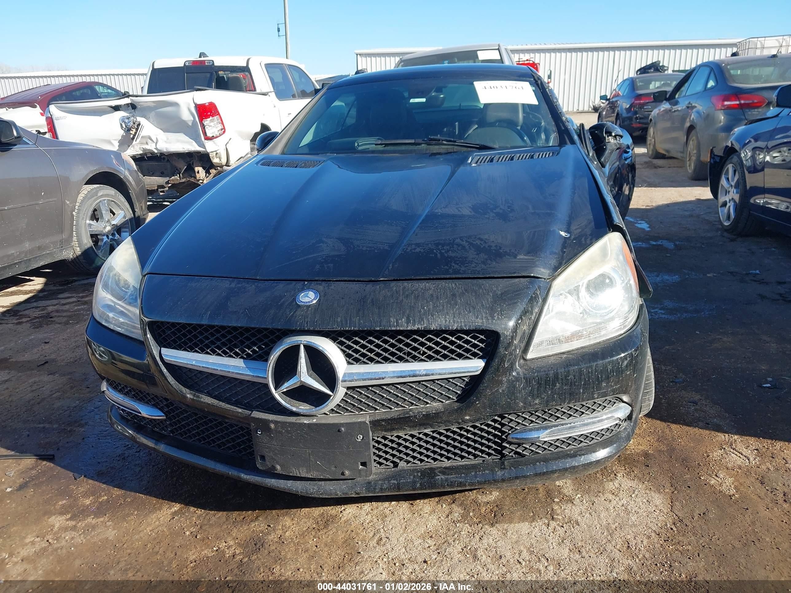 2015 Mercedes-benz Slk 250   Black vin: WDDPK4HA0FF103007