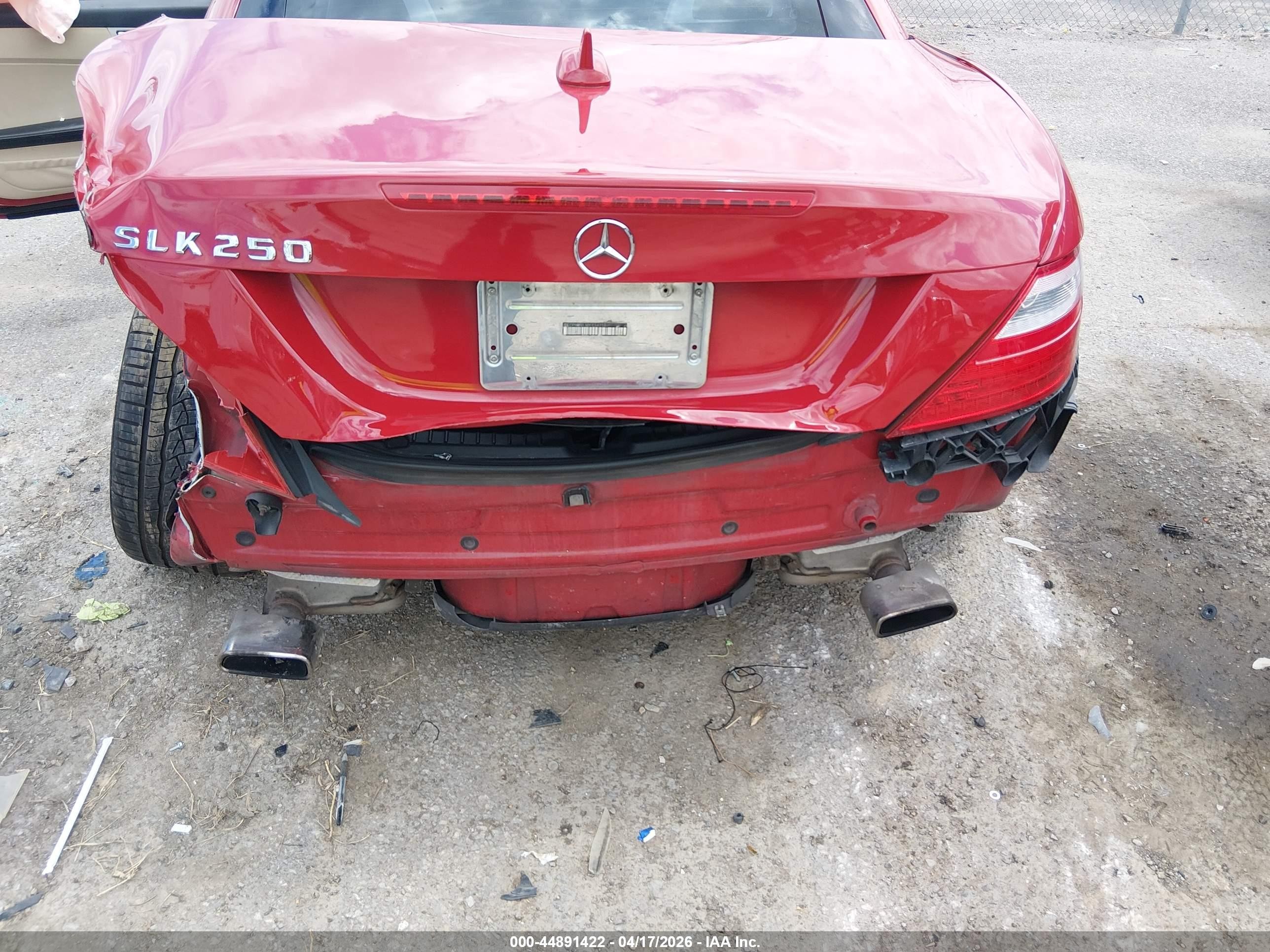 2012 Mercedes-benz Slk 250   Red vin: WDDPK4HA1CF034758