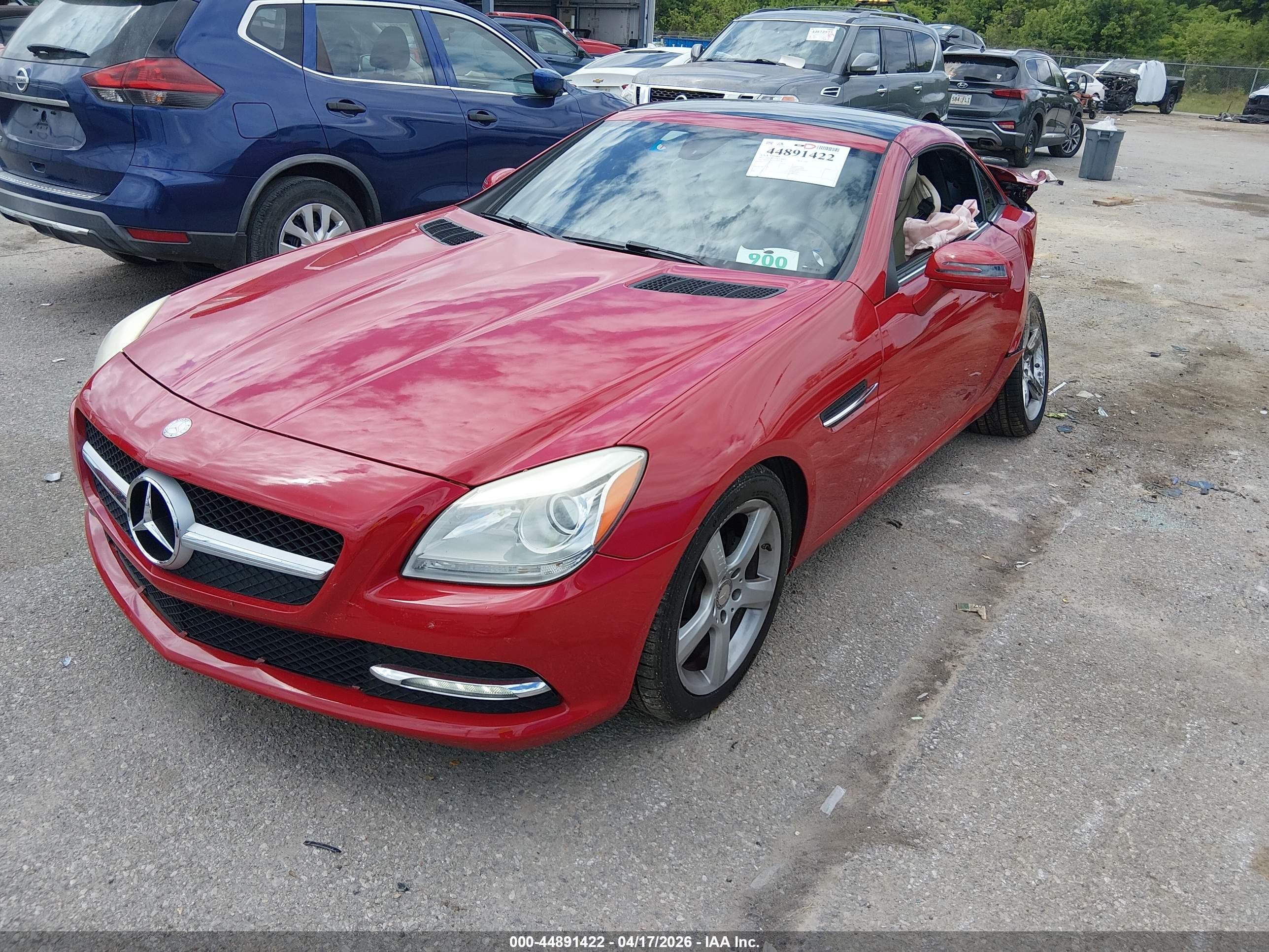 2012 Mercedes-benz Slk 250   Red vin: WDDPK4HA1CF034758