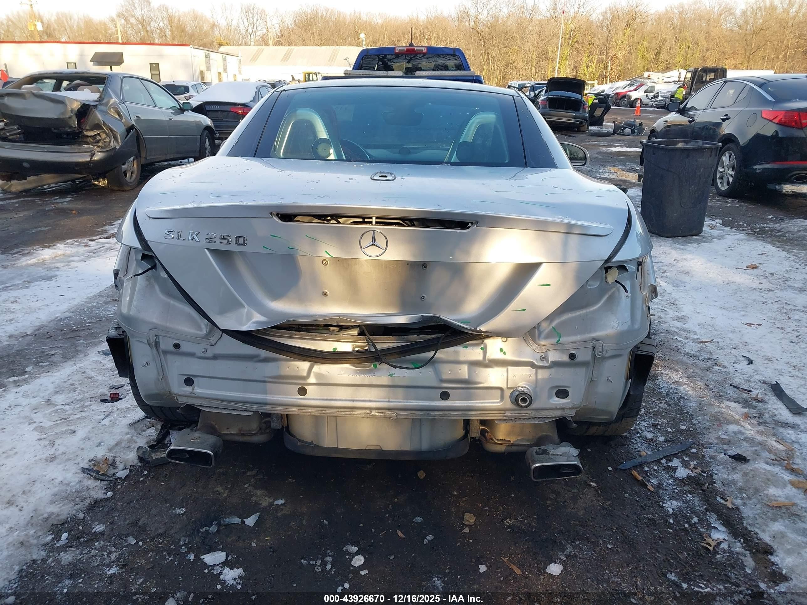2013 Mercedes-benz Slk 250   Silver vin: WDDPK4HA1DF059743