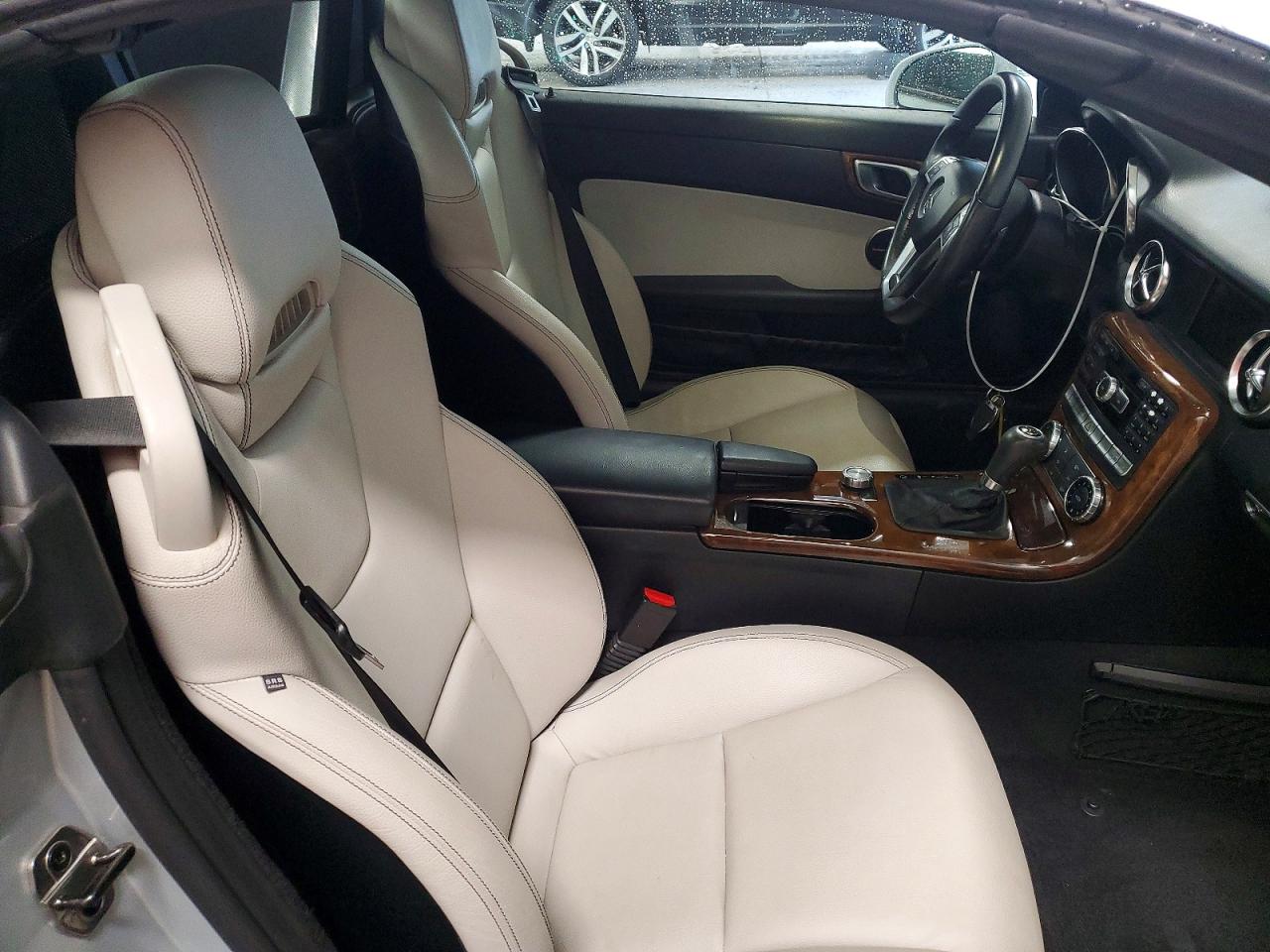 2014 Mercedes-benz Slk 250 Silver vin: WDDPK4HA1EF079055