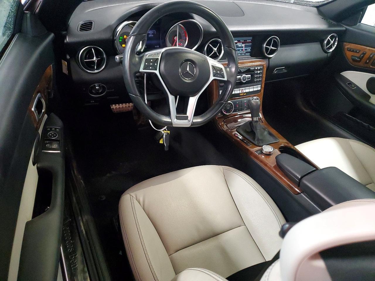 2014 Mercedes-benz Slk 250 Silver vin: WDDPK4HA1EF079055