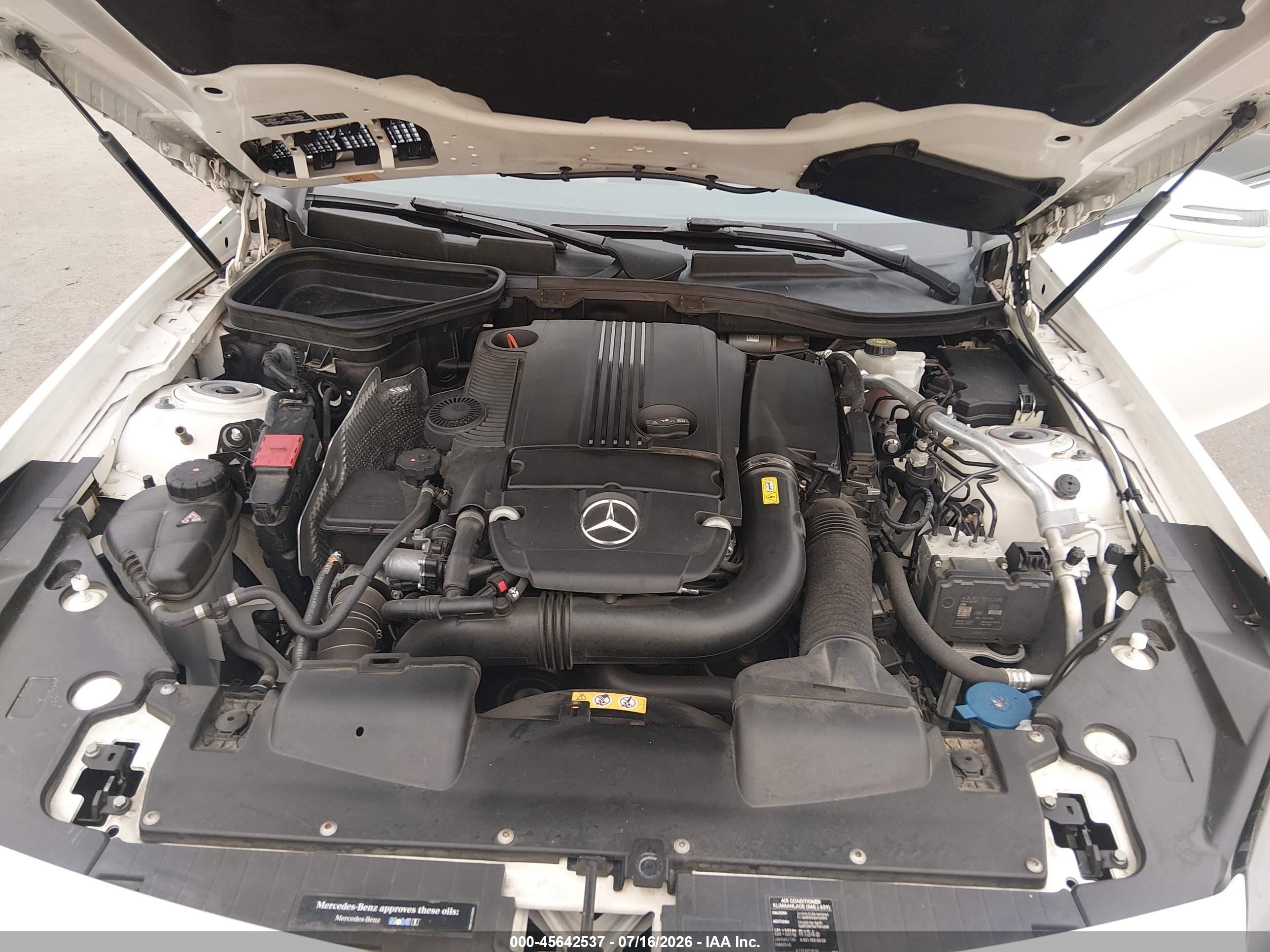 2014 Mercedes-benz Slk 250   Белый vin: WDDPK4HA1EF089634