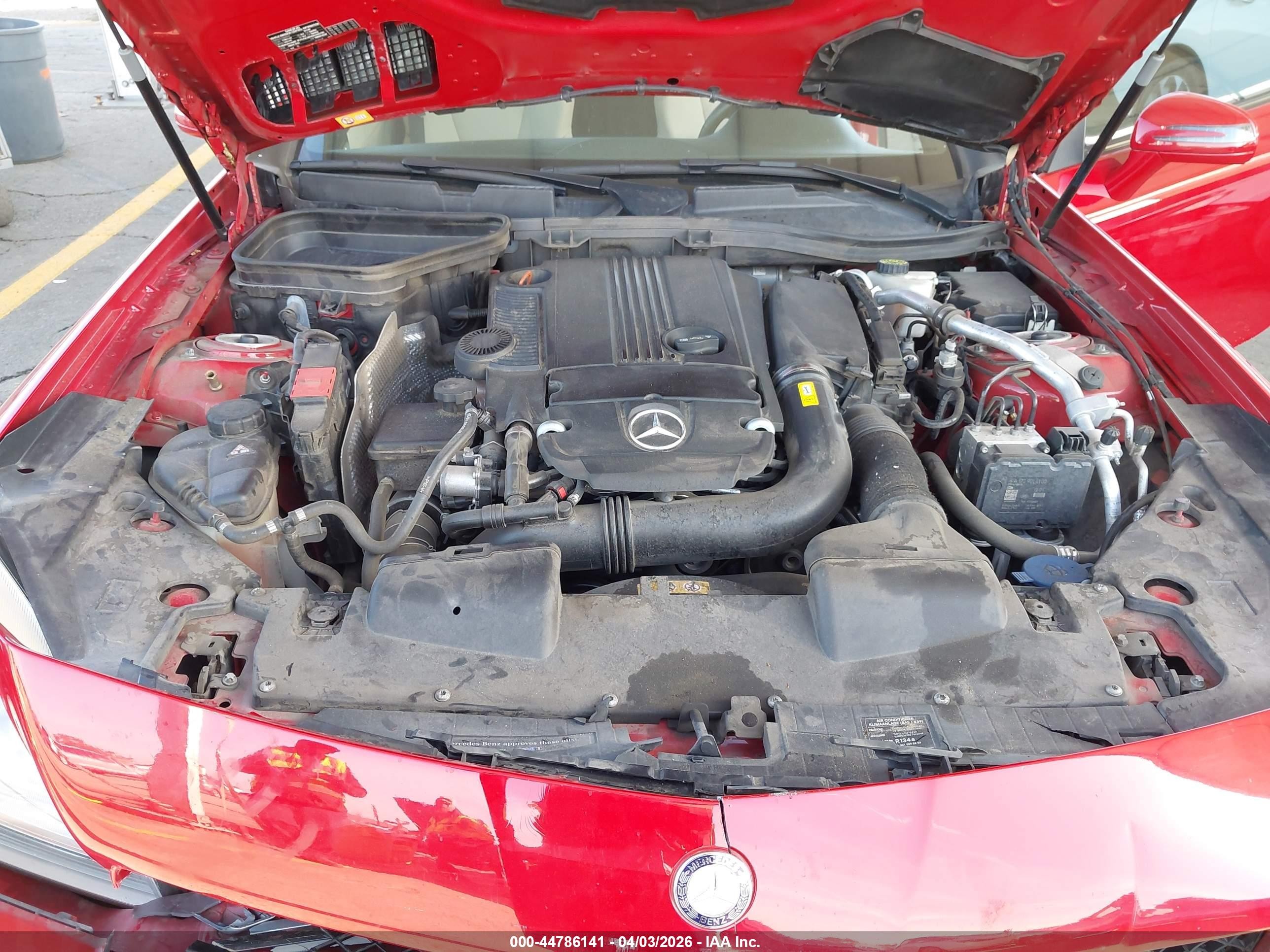 2015 Mercedes-benz Slk 250   Красный vin: WDDPK4HA1FF100908
