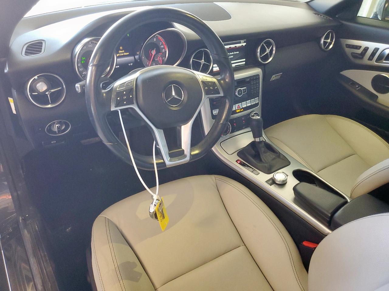2014 Mercedes-benz Slk 250 Gray vin: WDDPK4HA2EF084068