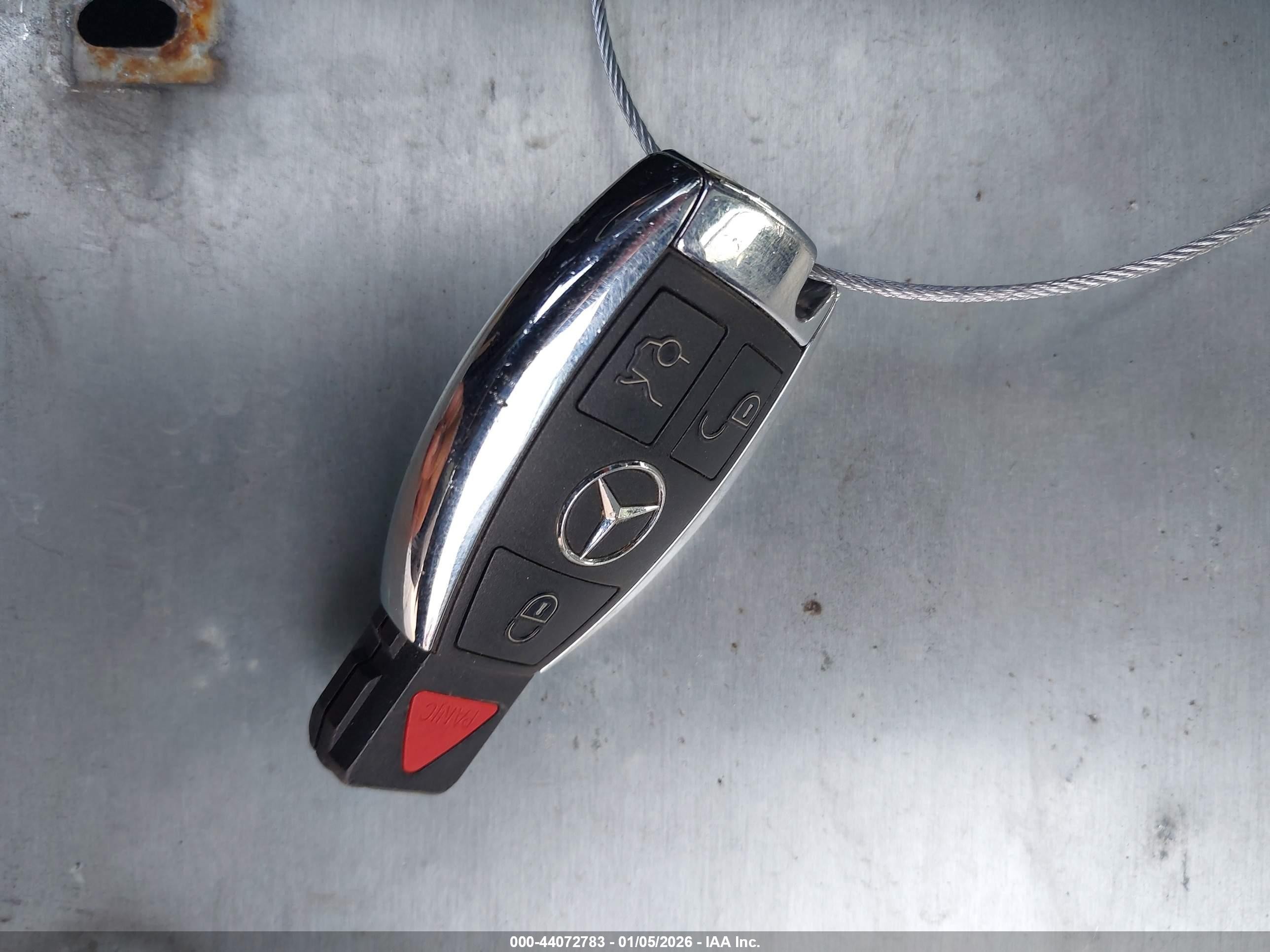 2015 Mercedes-benz Slk 250   Серый vin: WDDPK4HA2FF103008
