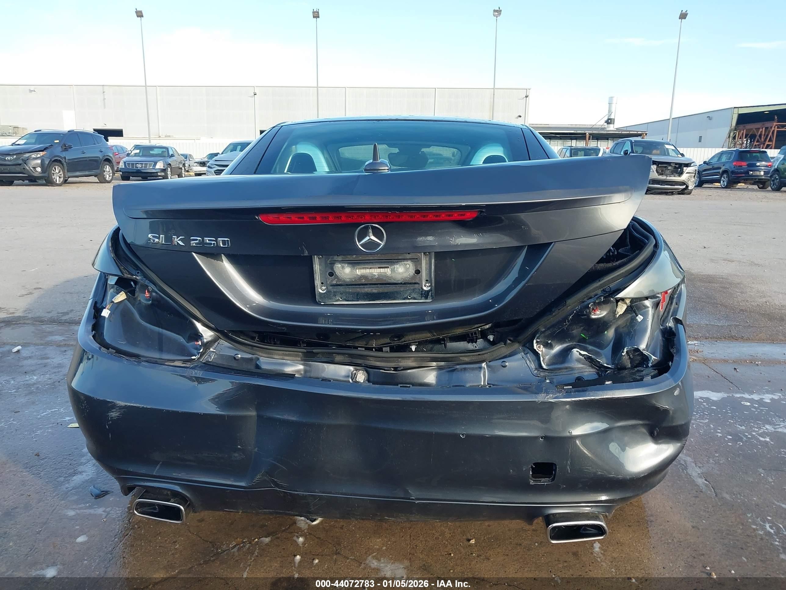 2015 Mercedes-benz Slk 250   Серый vin: WDDPK4HA2FF103008