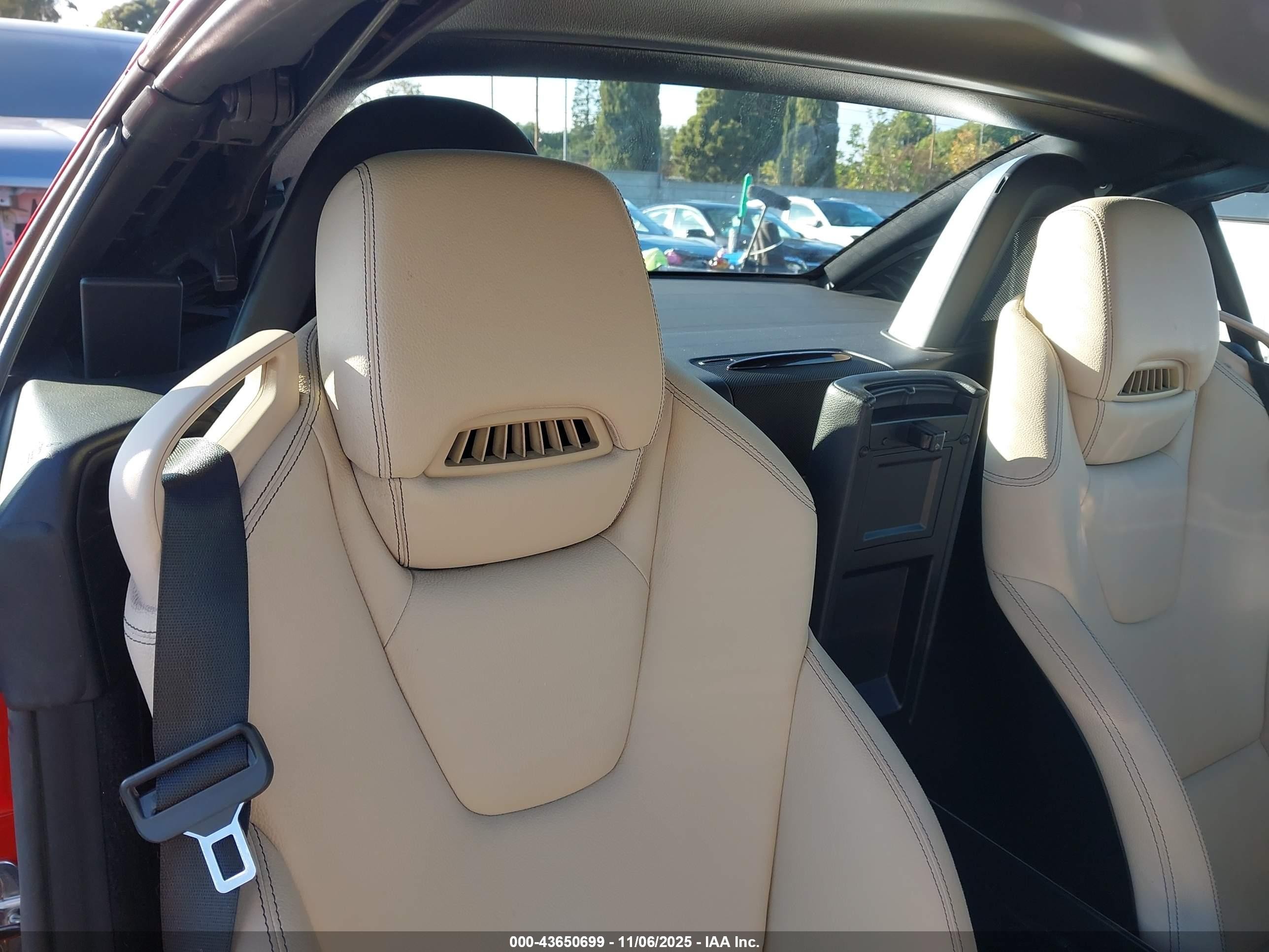 2013 Mercedes-benz Slk 250   Red vin: WDDPK4HA3DF049957