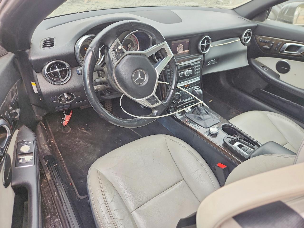 2013 Mercedes-benz Slk 250 Black vin: WDDPK4HA3DF055483