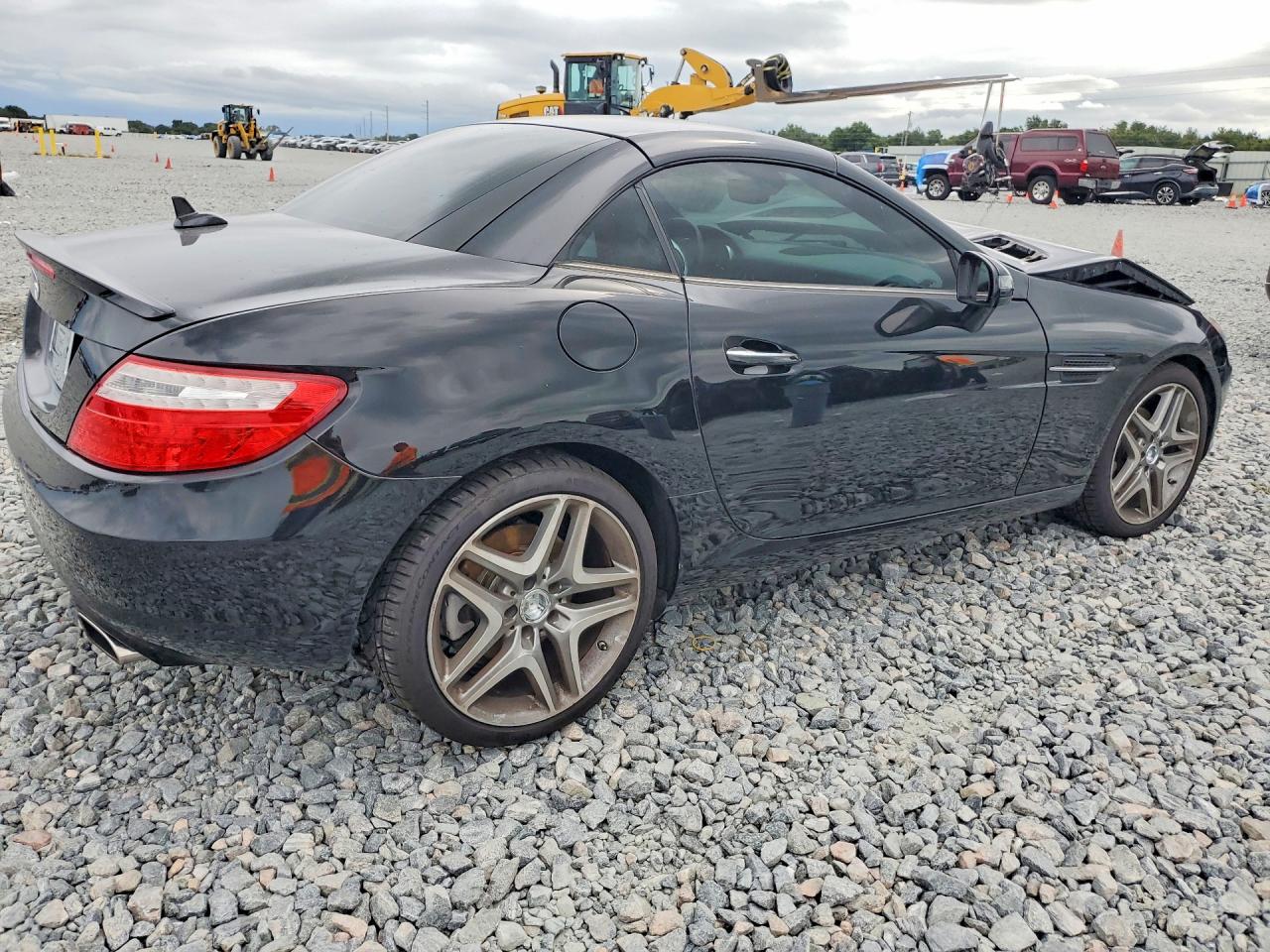 2013 Mercedes-benz Slk 250 Black vin: WDDPK4HA3DF058528