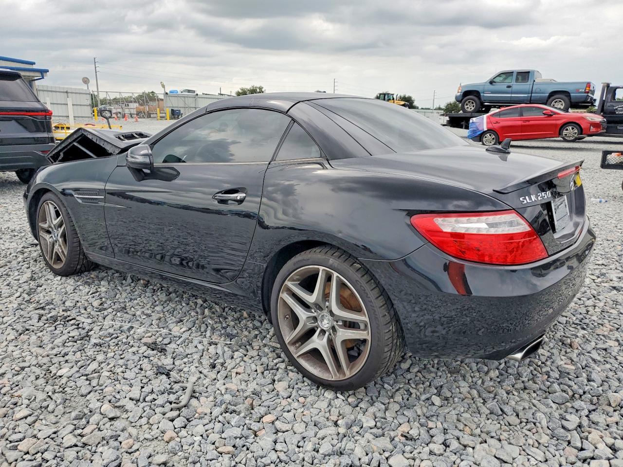 2013 Mercedes-benz Slk 250 Black vin: WDDPK4HA3DF058528
